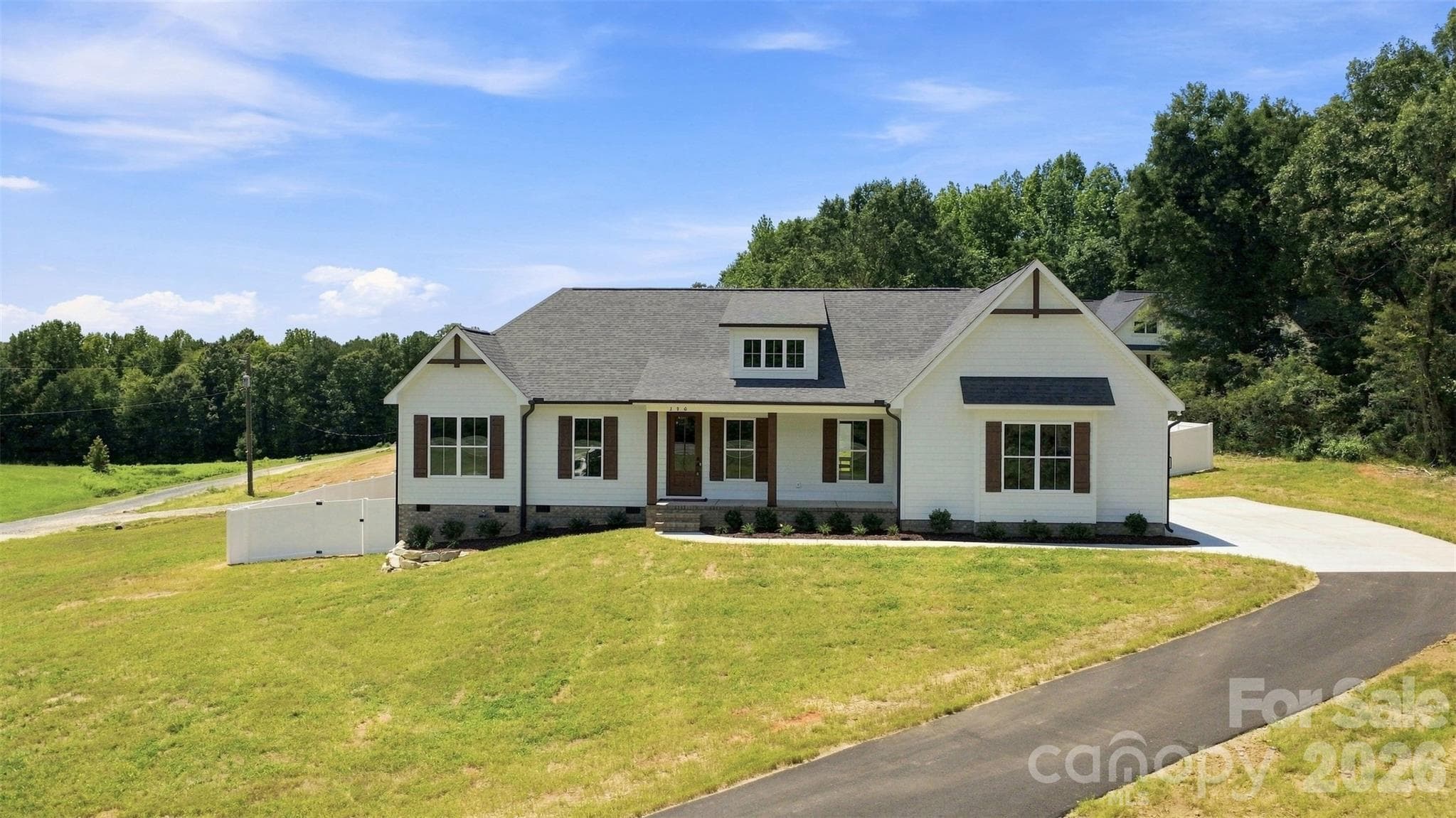 welcome home! - 390 NC 200 Highway S, Stanfield