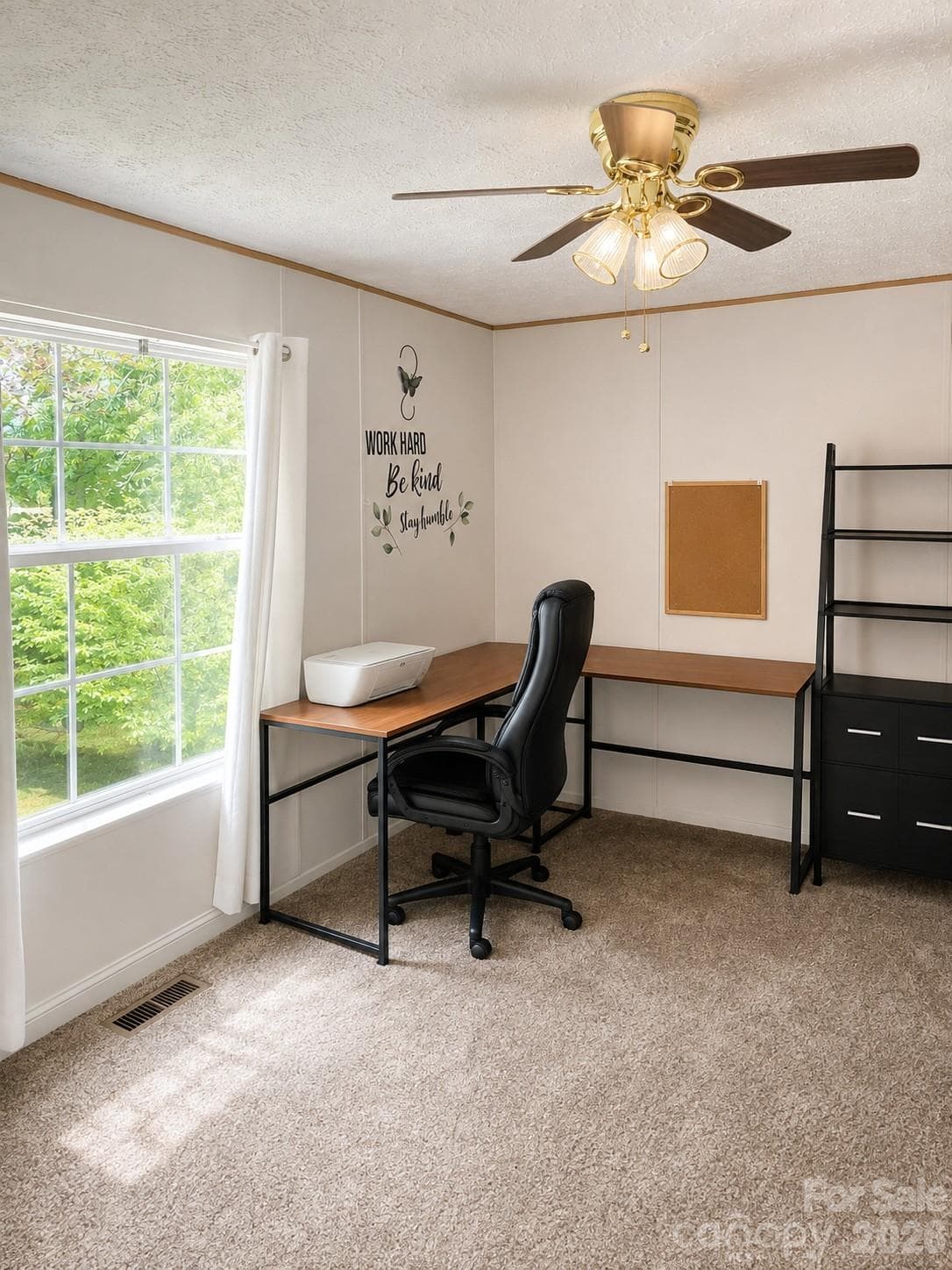 Single Family Residence at 192 Lady Bug Lane, Penrose, photo 11 of 17