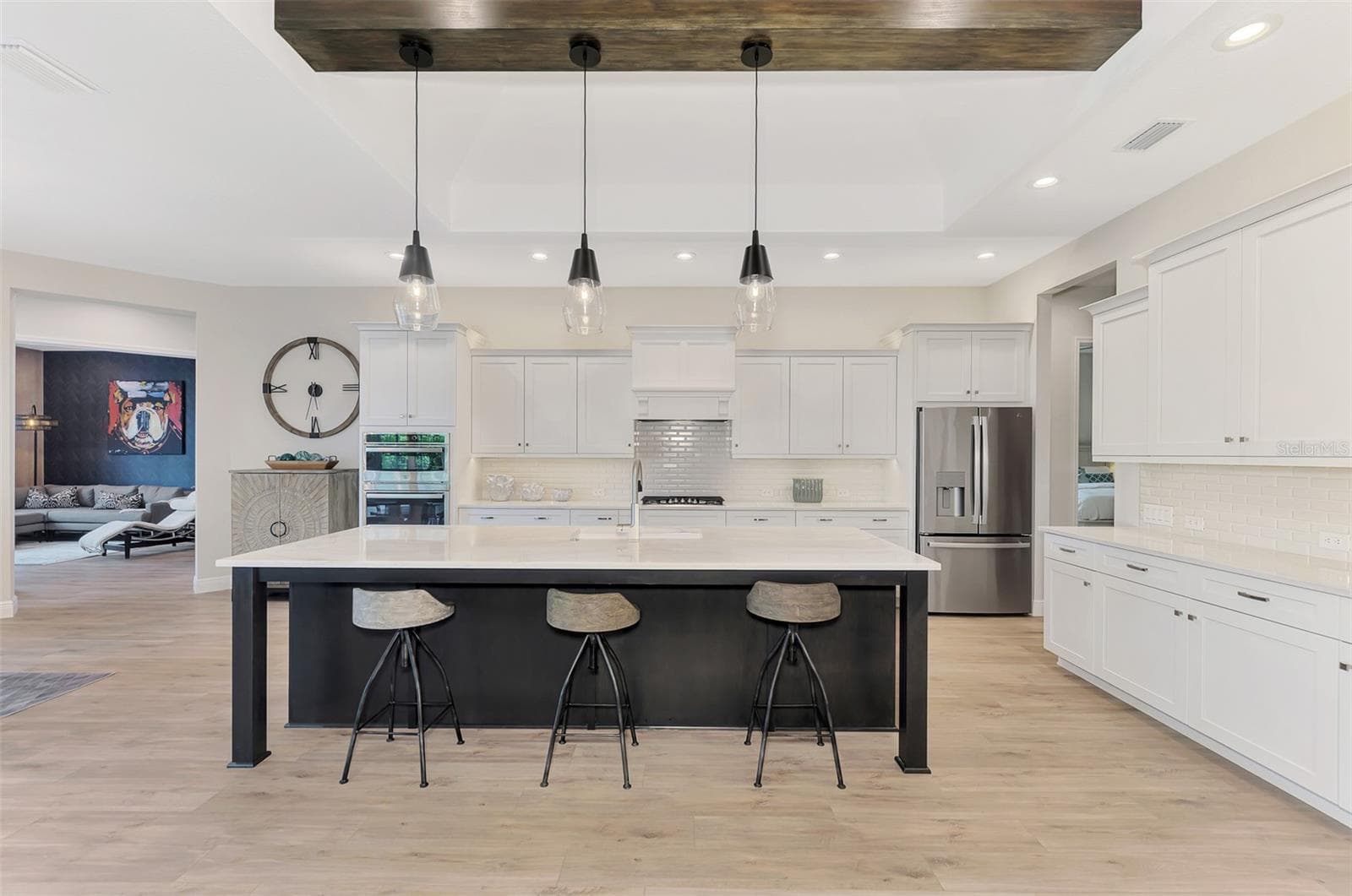 Single Family Residence at 18045 HOME RUN DR, VENICE, photo 17 of 100