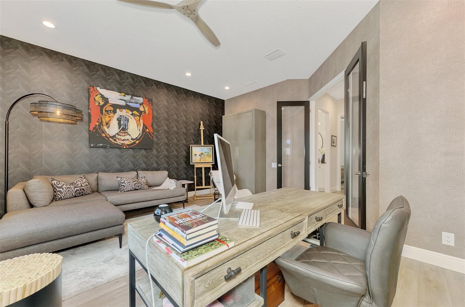 Single Family Residence at 18045 HOME RUN DR, VENICE, photo 41 of 100