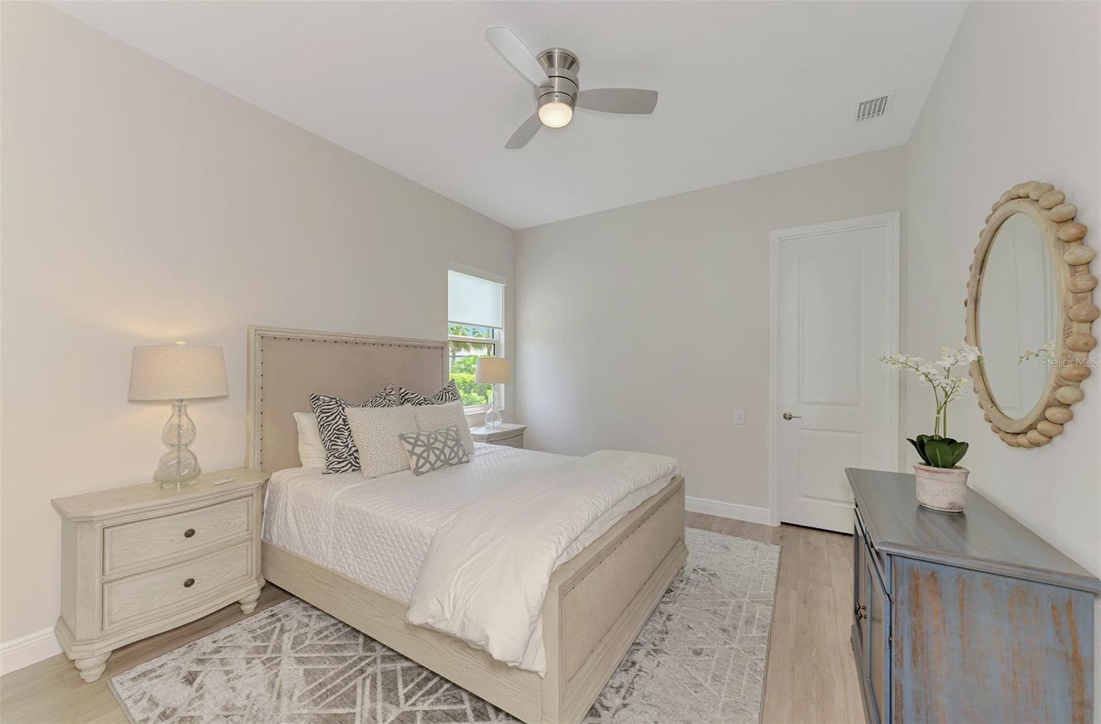 Single Family Residence at 18045 HOME RUN DR, VENICE, photo 45 of 100