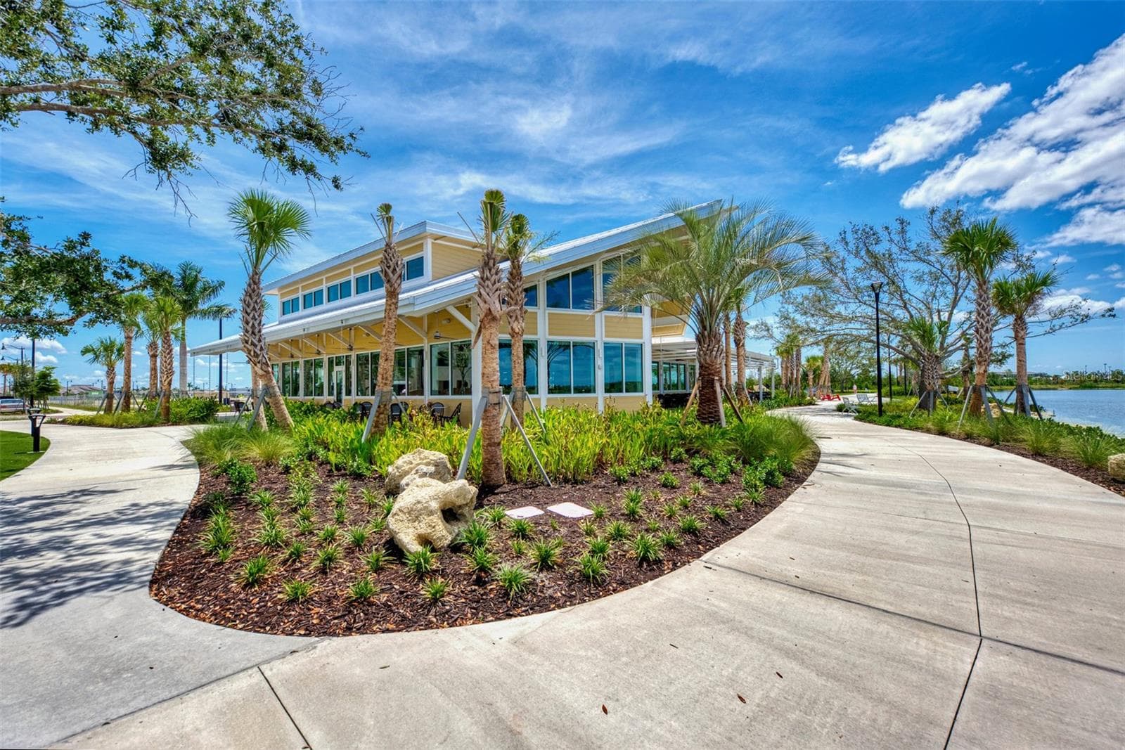 Single Family Residence at 18045 HOME RUN DR, VENICE, photo 89 of 100