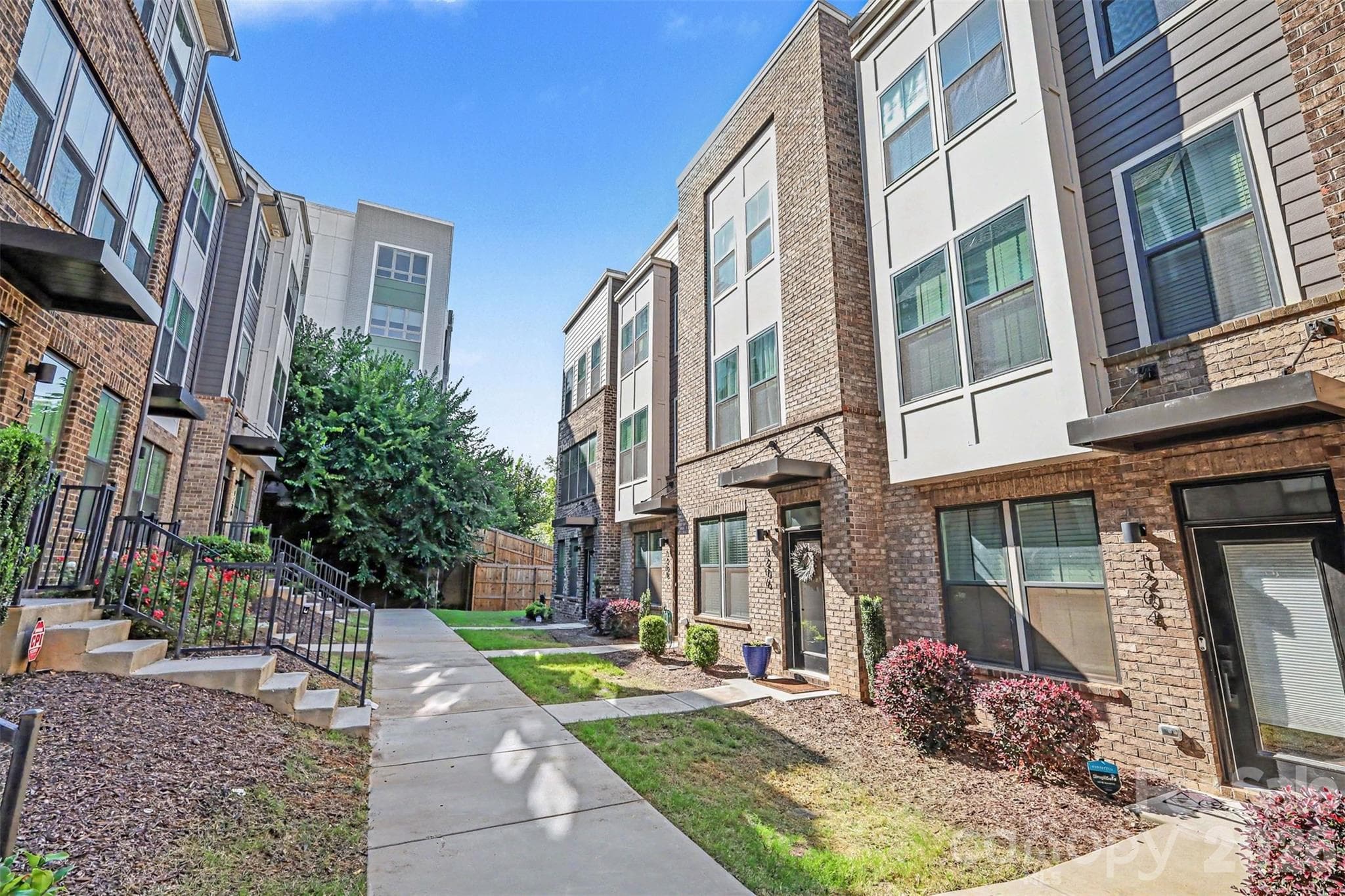 Townhouse at 1206 Gleason Way, Charlotte, photo 3 of 29