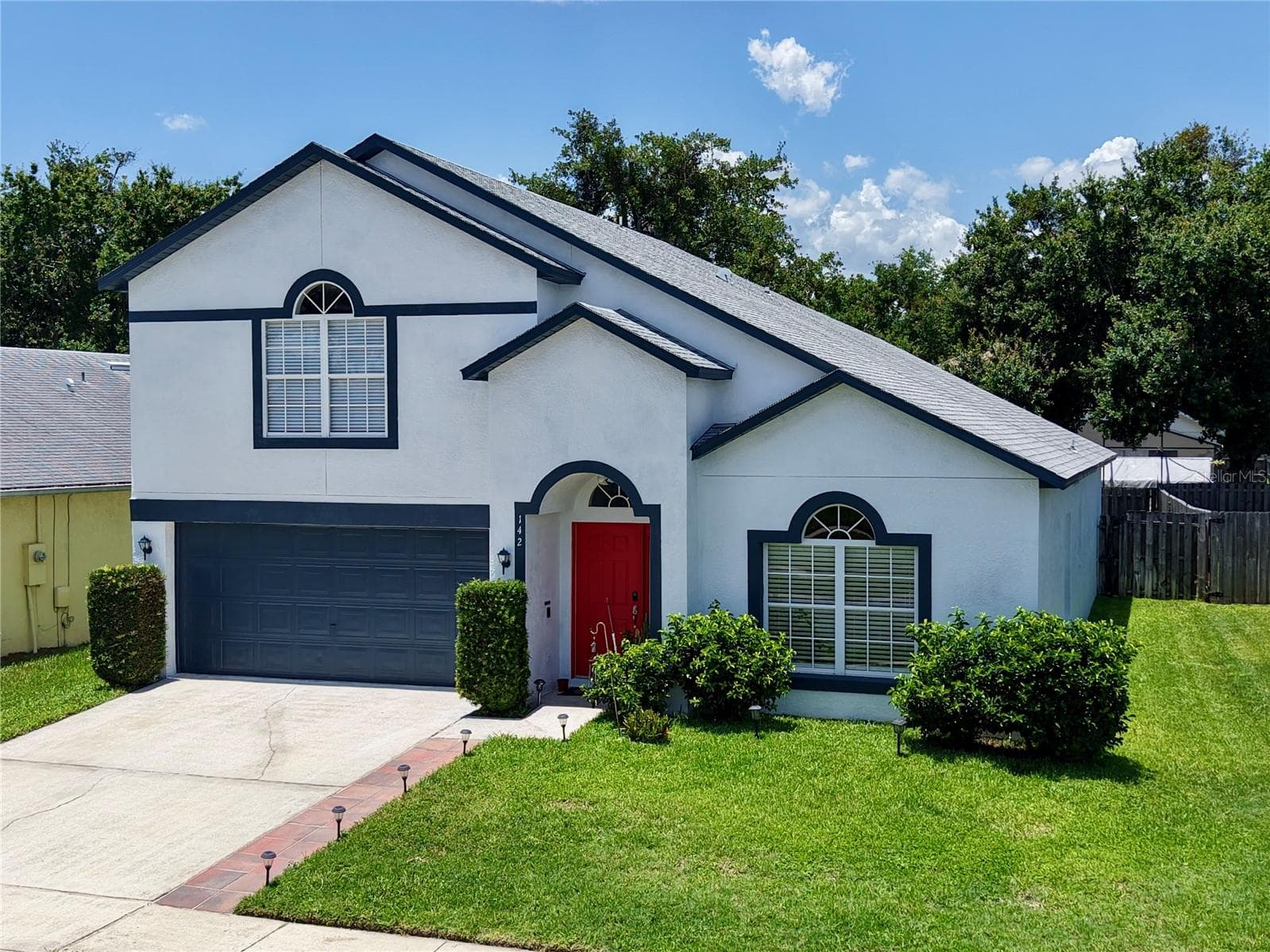 Well cared for and full of potential, this home invites you to make it your own. - 142 BRIGHTVIEW DR, LAKE MARY