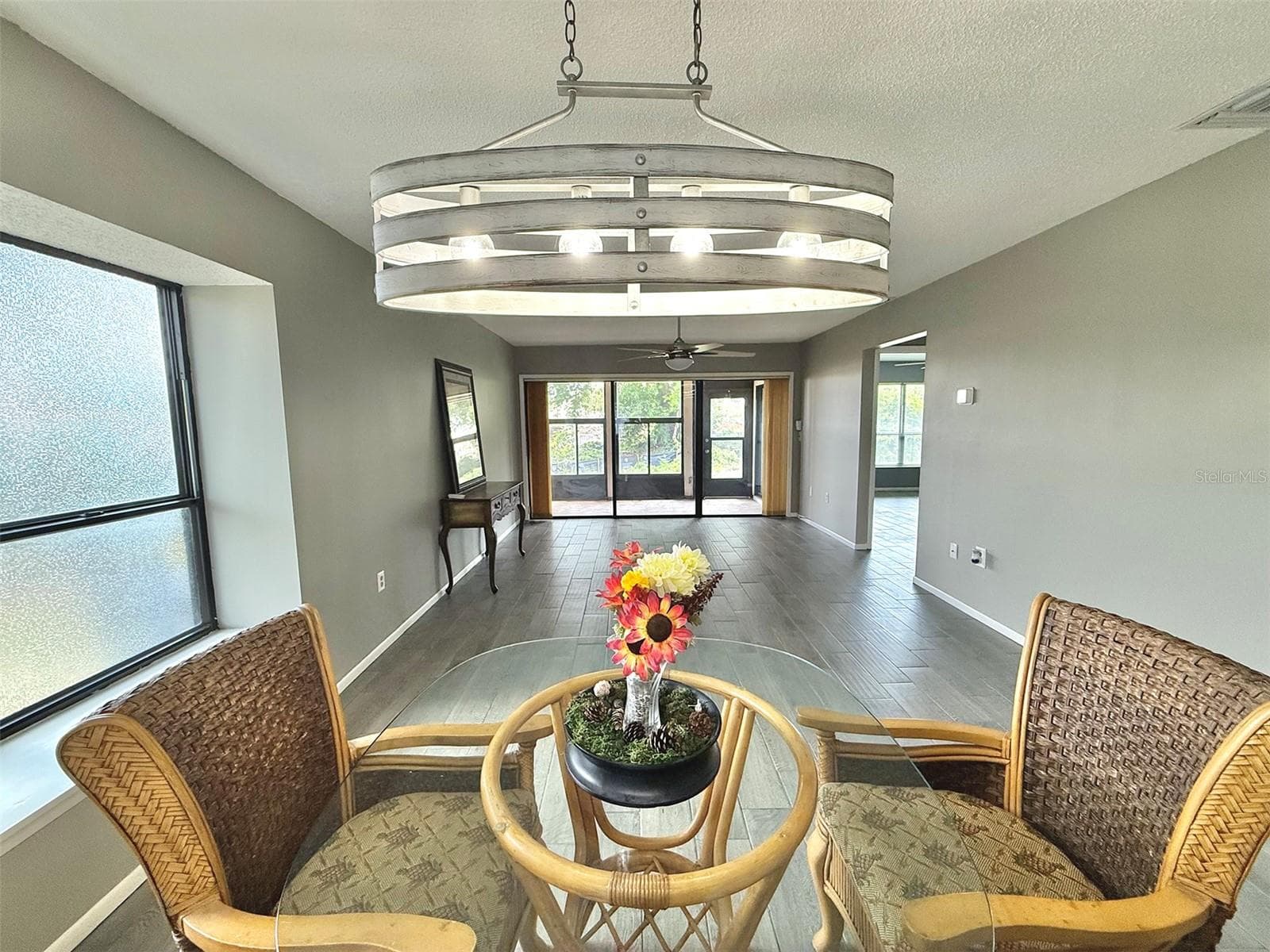 Great Room from Dining Area - 942 N BENEVA RD #V28, SARASOTA