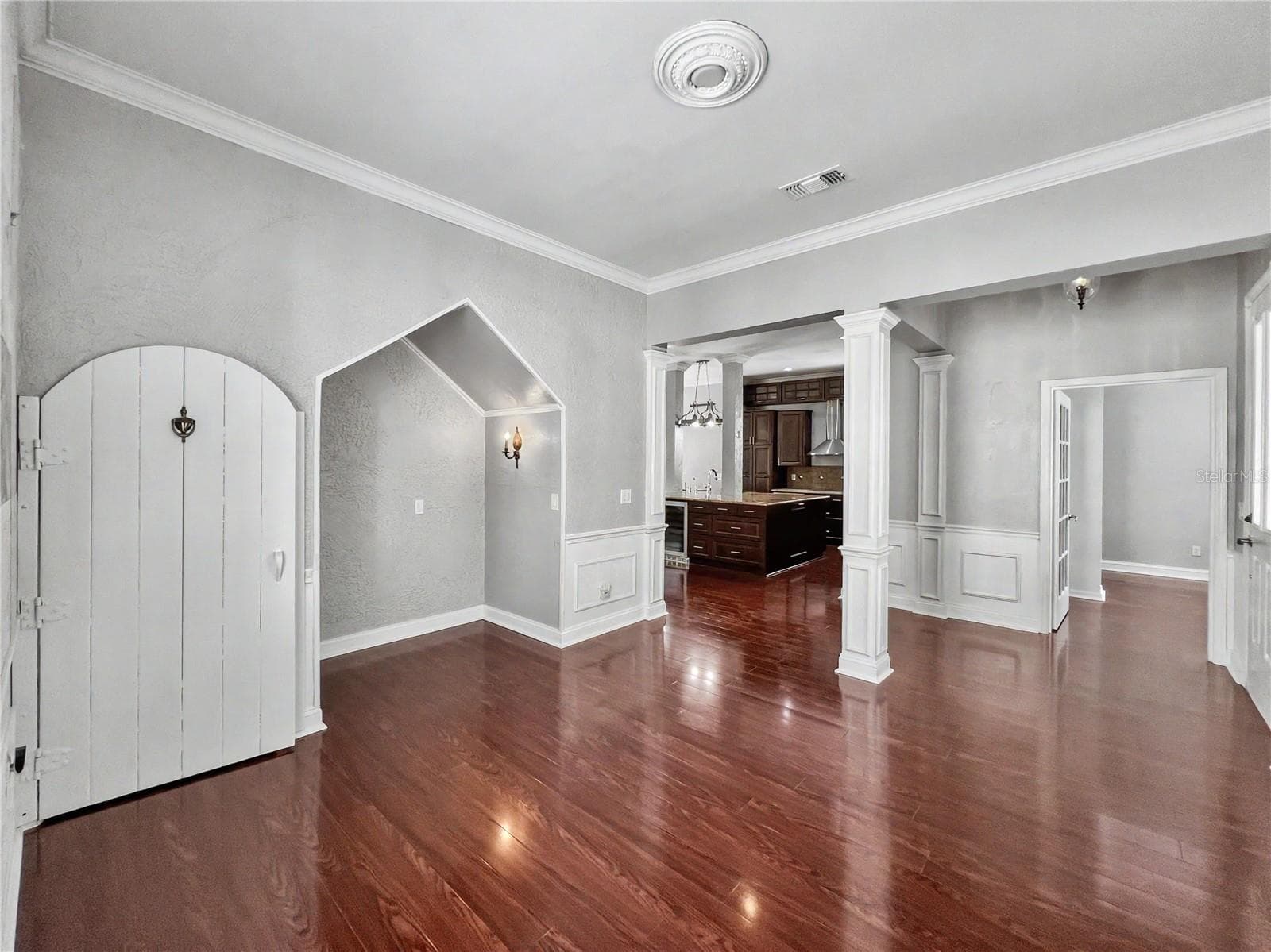 Single Family Residence at 205 N VILLAGE ST, CELEBRATION, photo 8 of 58