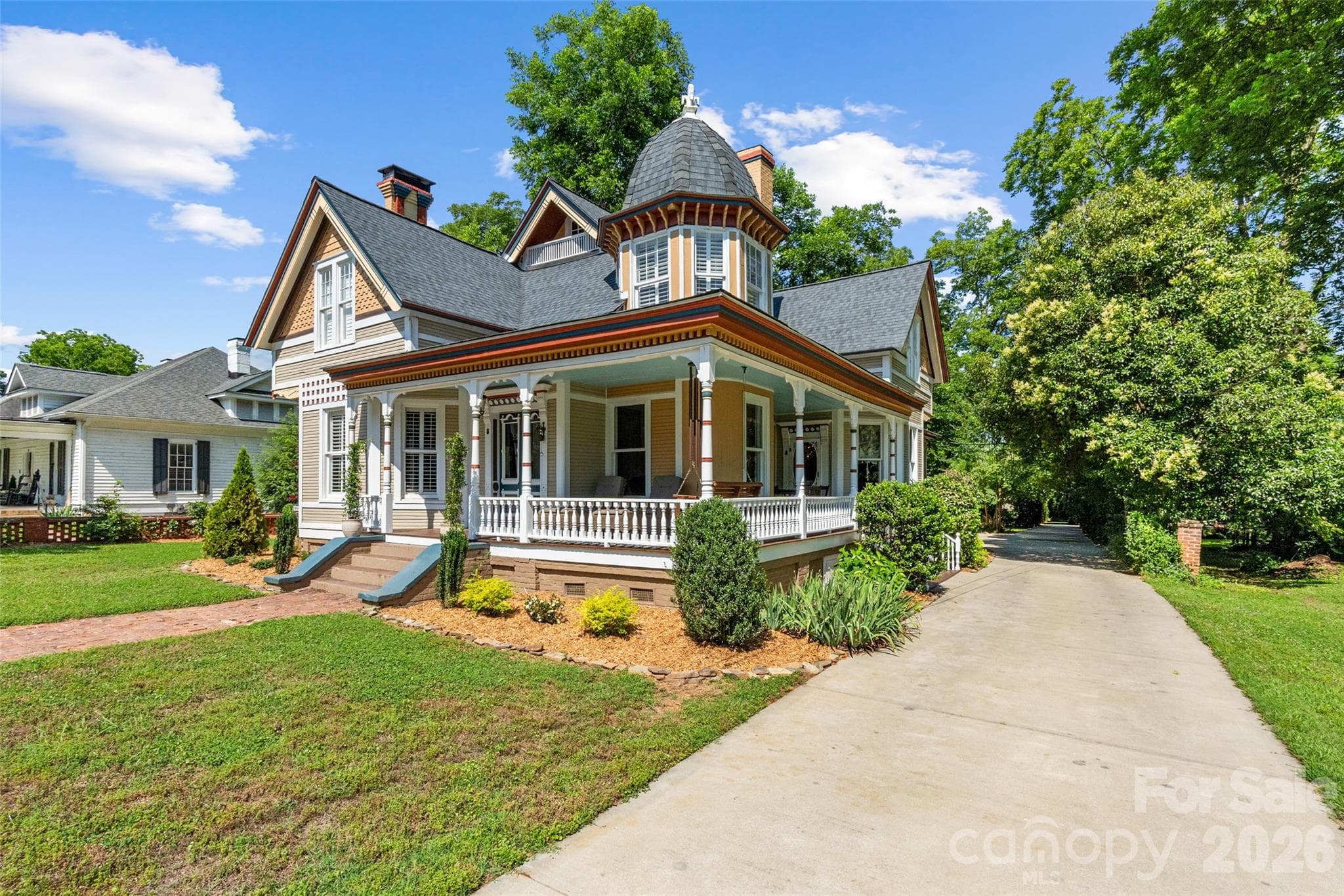 Single Family Residence at York, photo 2 of 48