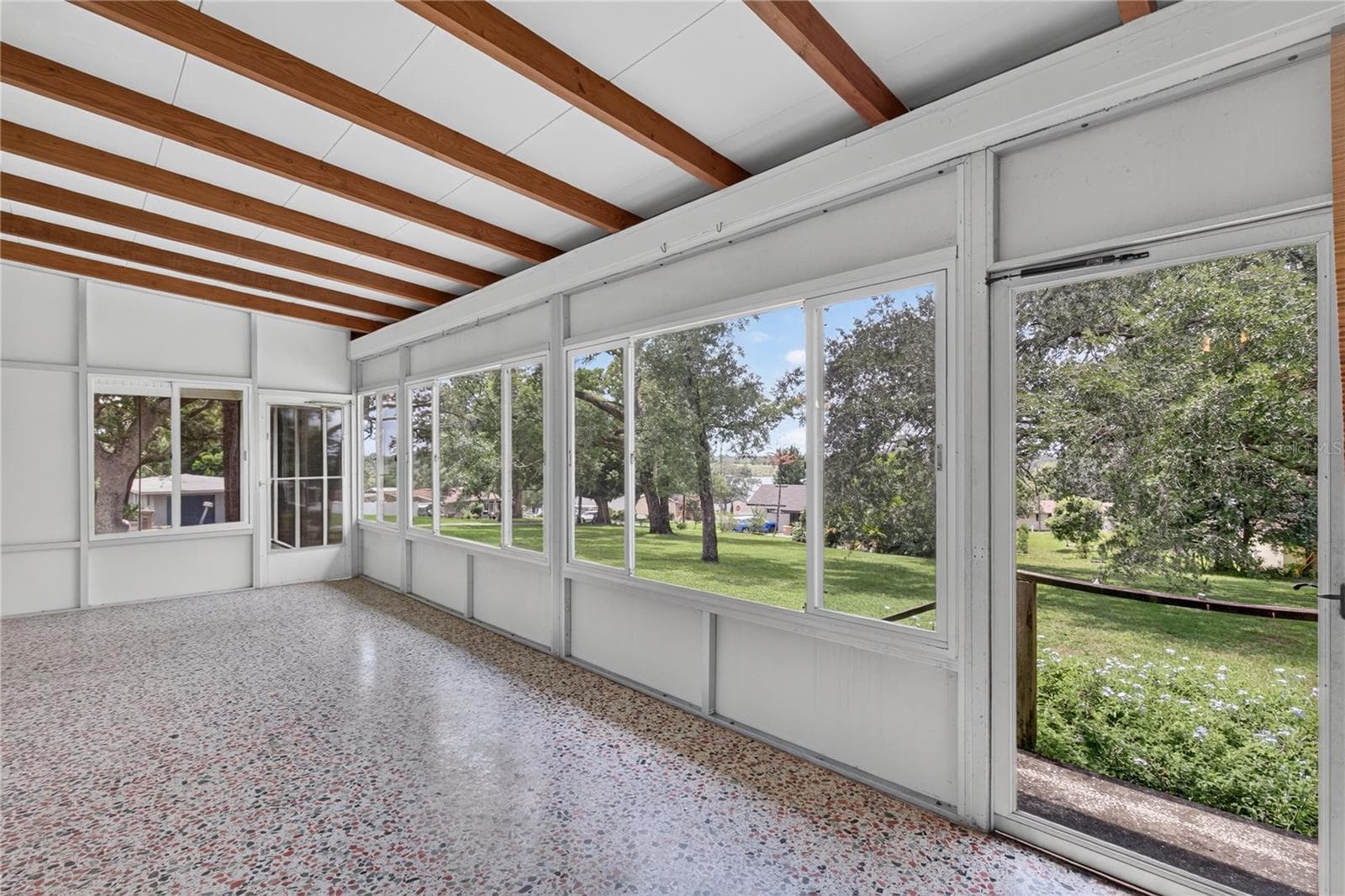 Enclosed Porch - 2435 BROADVUE AVE, EUSTIS