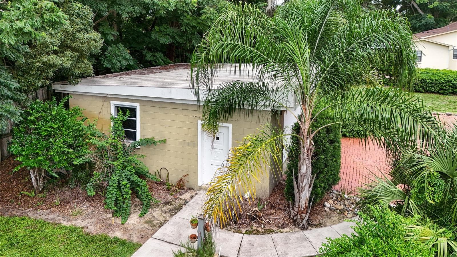 Single Family Residence at 2435 BROADVUE AVE, EUSTIS, photo 38 of 39
