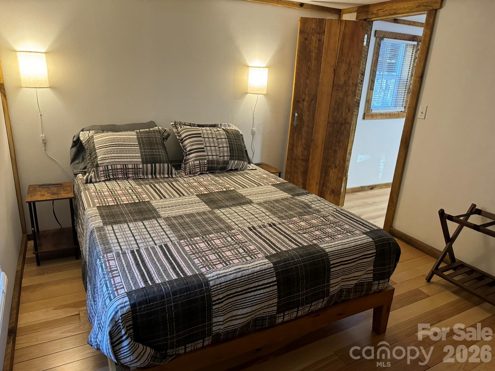 Bedroom 2 in 2 bedroom rental - 97 Whippoorwill Lane, Fairview
