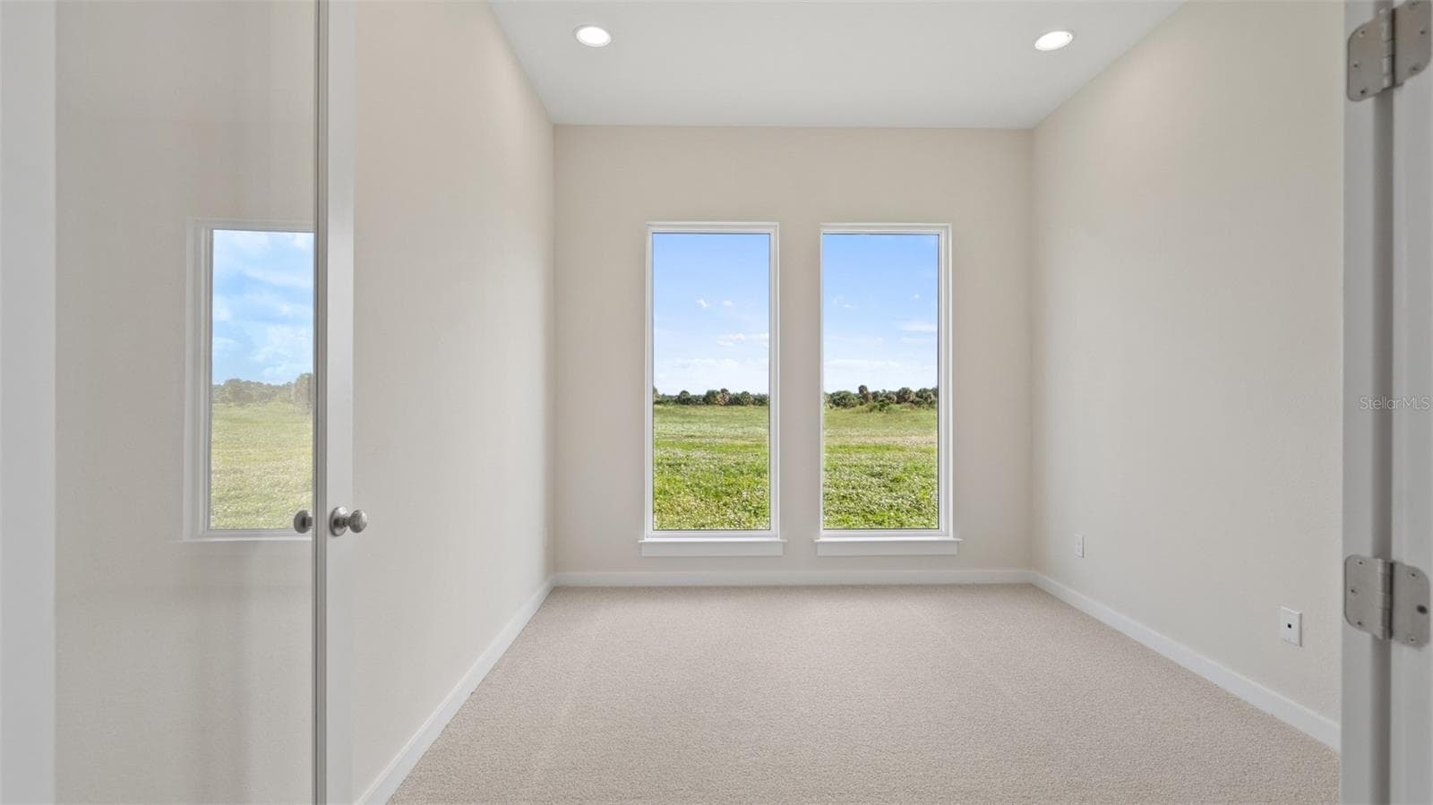 Single Family Residence at 13021 MOONRISE LN, PUNTA GORDA, photo 7 of 25