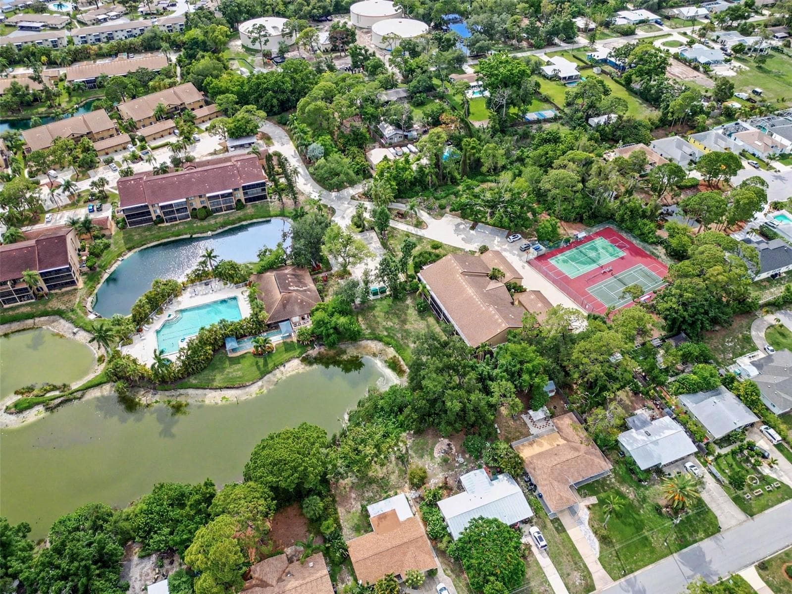 Condominium at 5652 ASHTON LAKE DR #5652, SARASOTA, photo 38 of 51