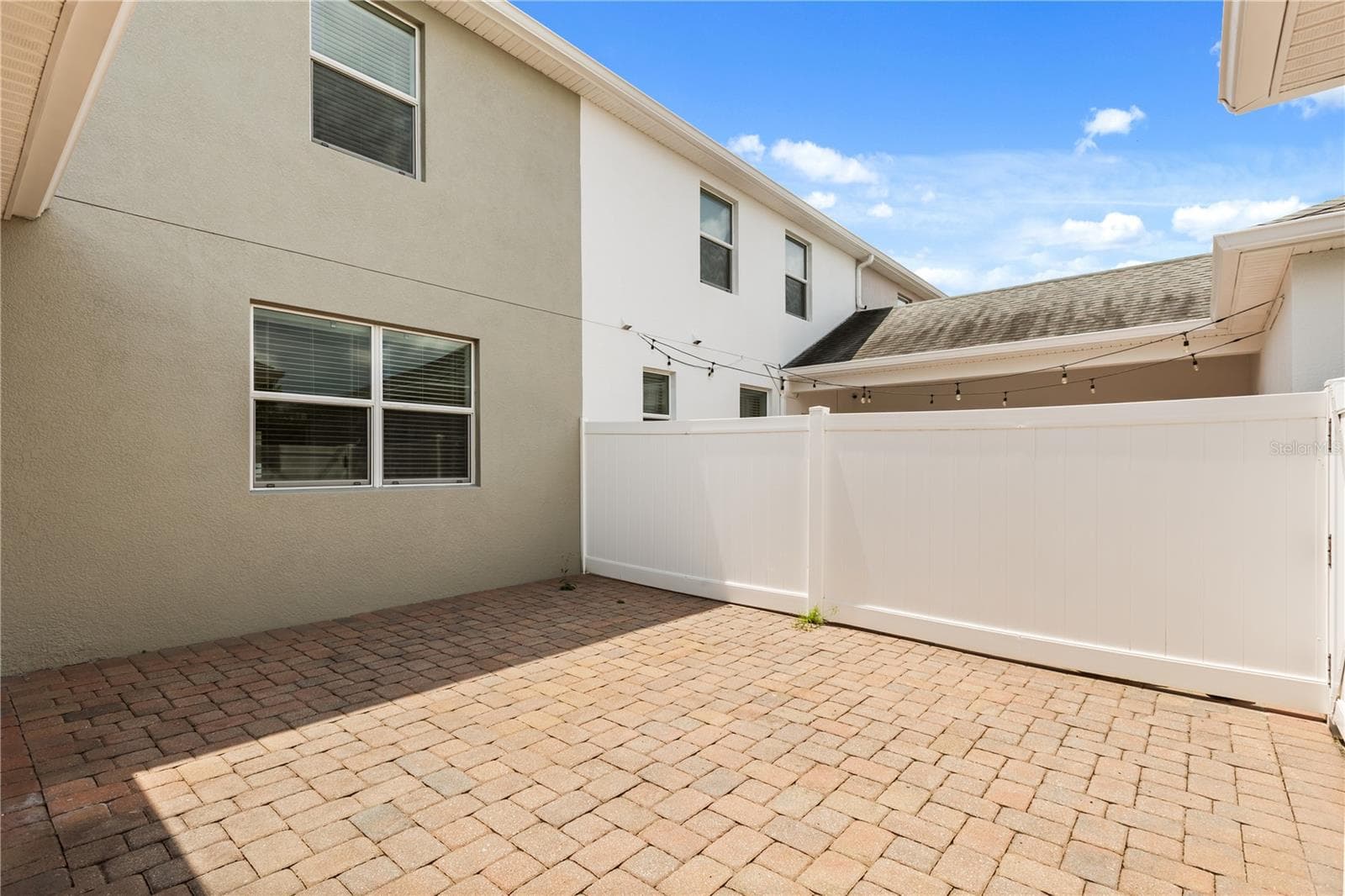 Townhouse at 11574 COMIC ALY, ORLANDO, photo 23 of 47