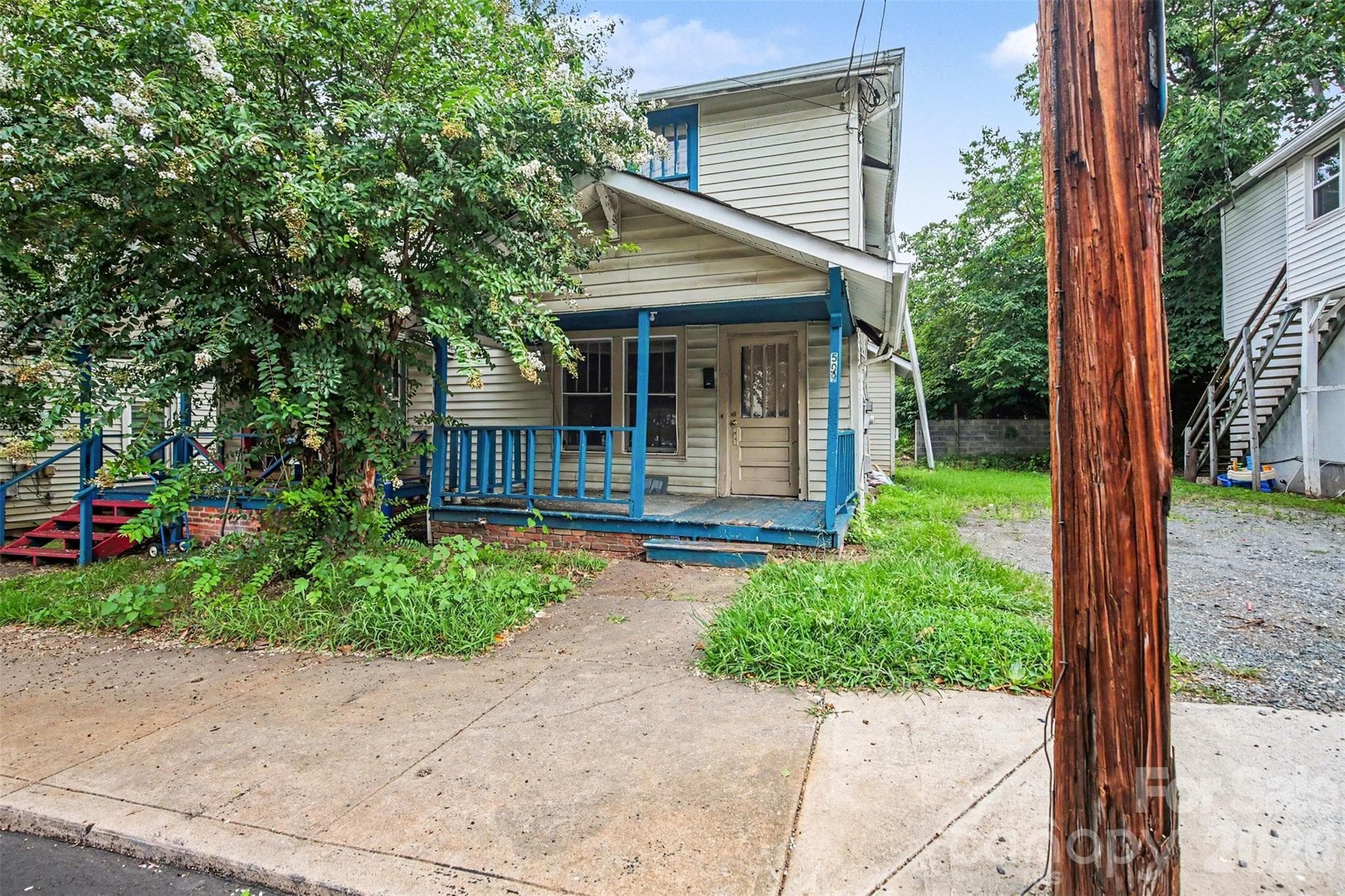 Single Family Residence at 509 W 1st Street, Winston Salem, photo 2 of 30