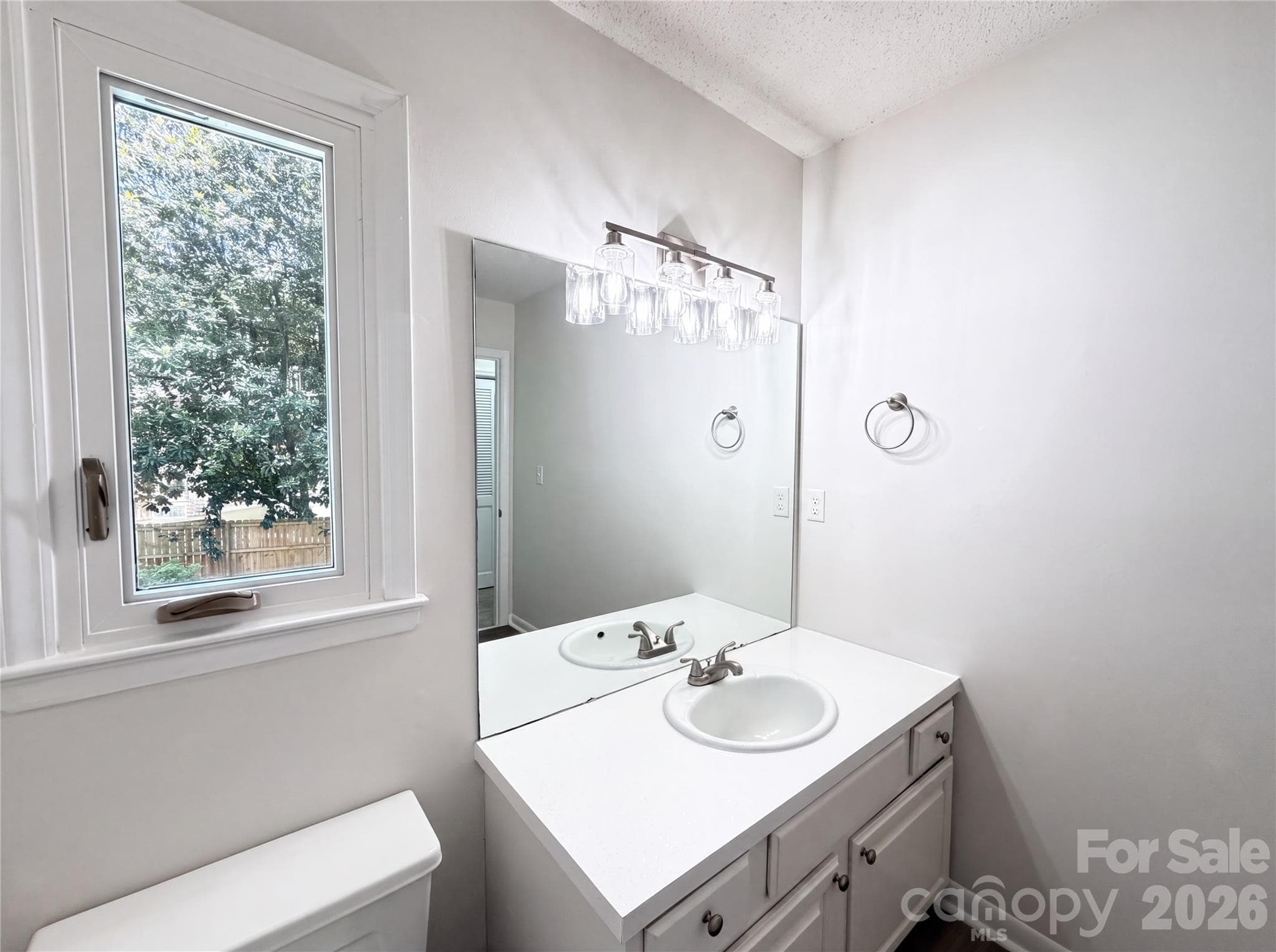 Single Family Residence at 7210 Apple Creek Drive, Charlotte, photo 17 of 24