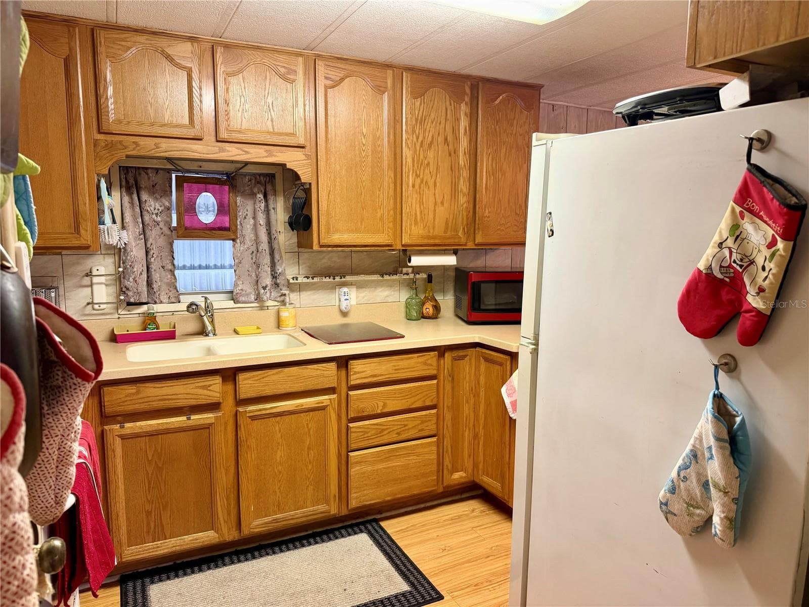 Mobile Home at 5301 ALGERIA CT, BRADENTON, photo 14 of 33