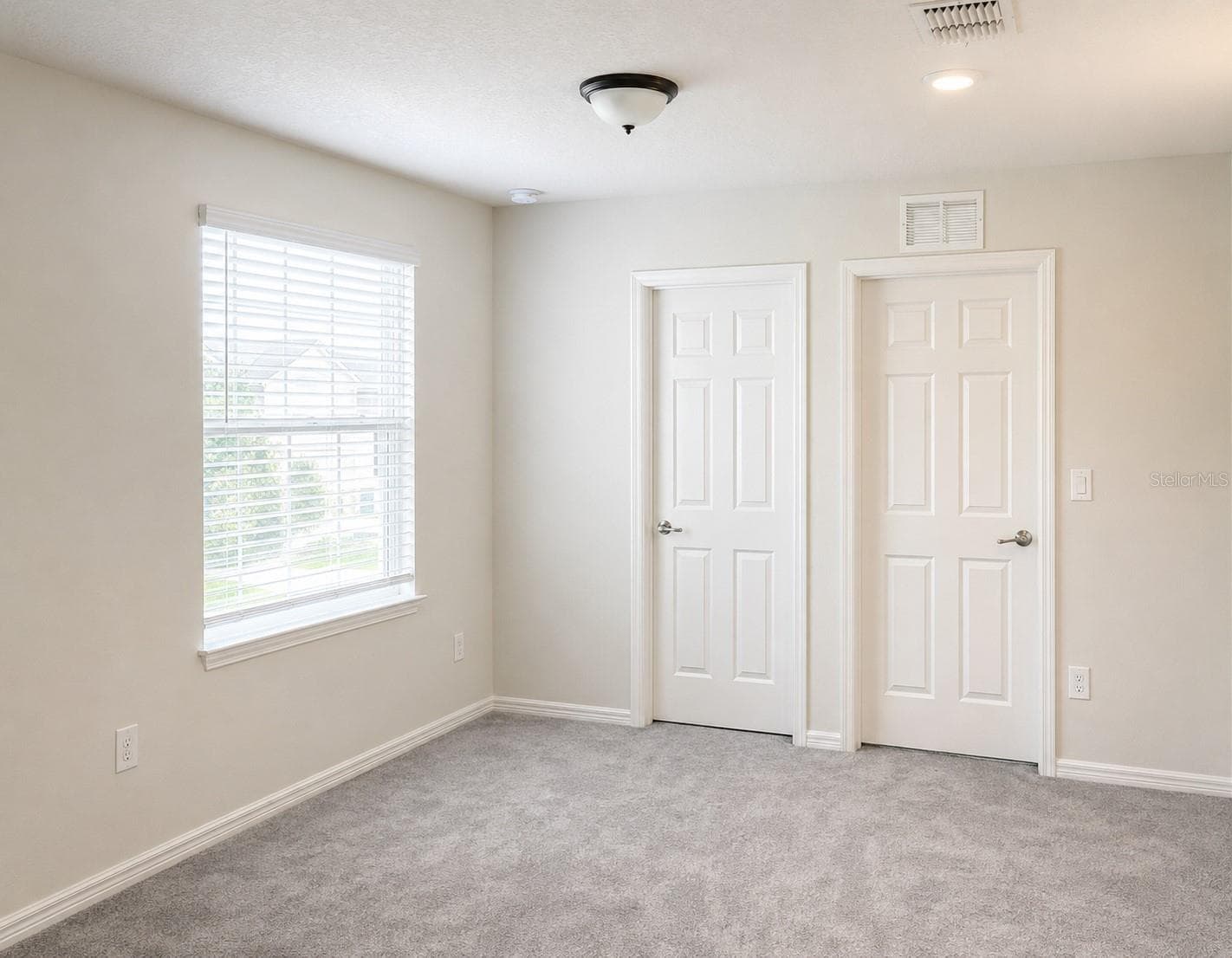 Townhouse at 5012 SYLVESTER LOOP, TAMPA, photo 8 of 27