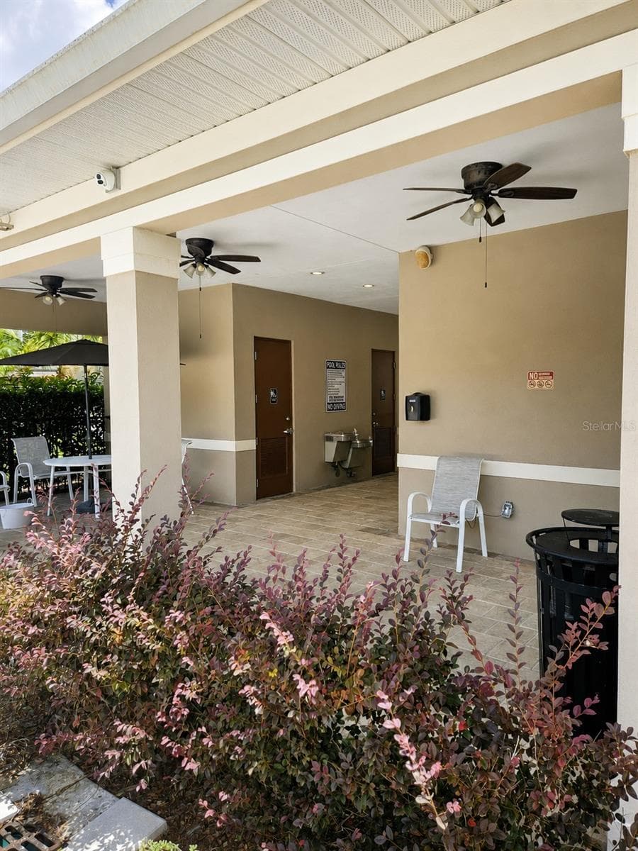 Townhouse at 5012 SYLVESTER LOOP, TAMPA, photo 24 of 27