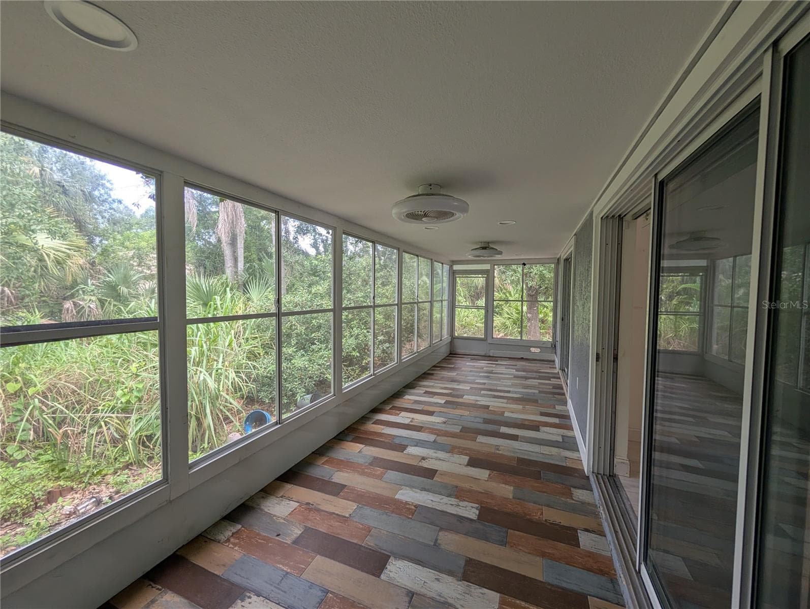 Condominium at 638 N JEFFERSON AVE #15, SARASOTA, photo 15 of 21