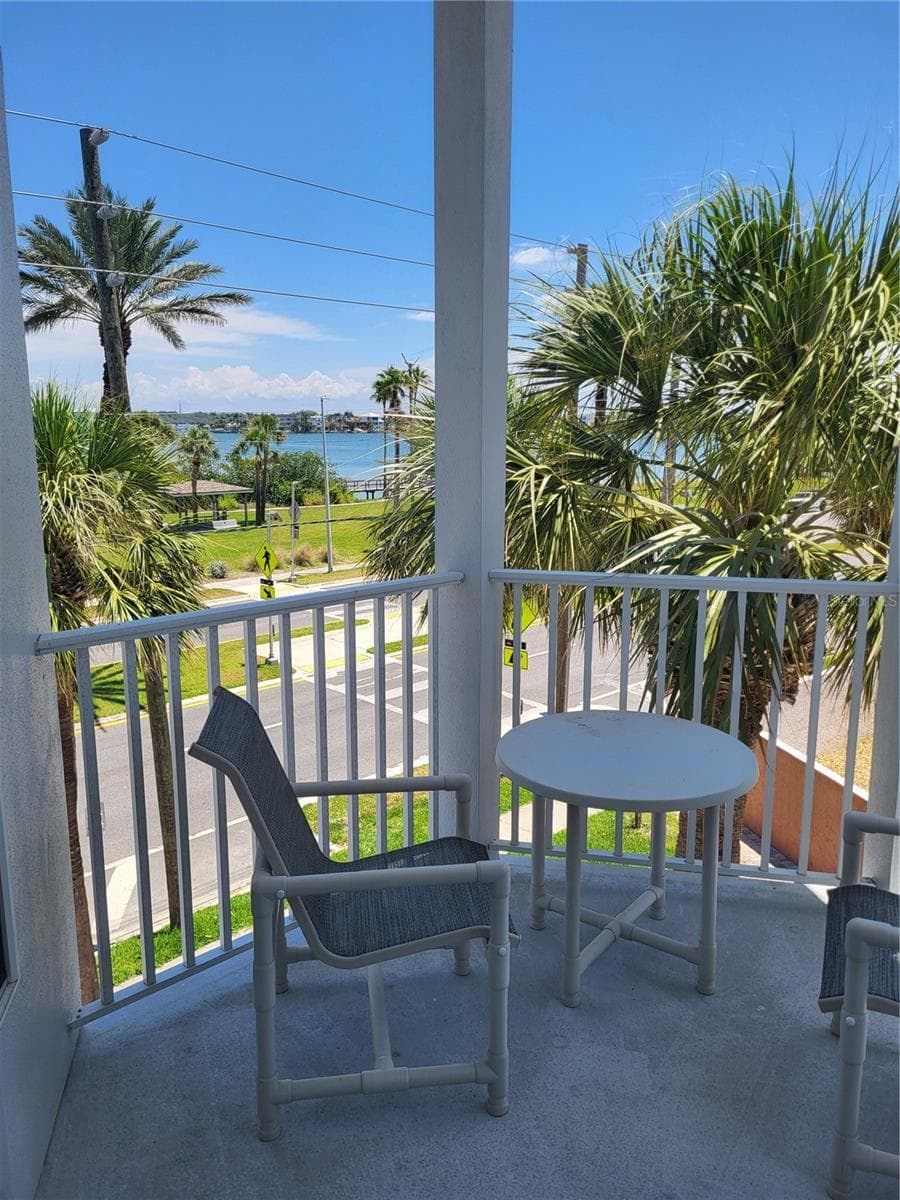 Condominium at 17960 GULF BLVD #101, REDINGTON SHORES, photo 4 of 15