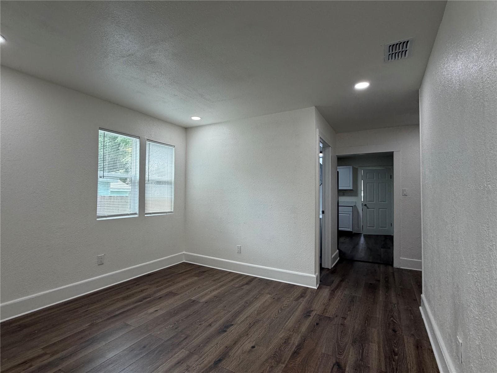 Single Family Residence at 233 S RHODES ST, MOUNT DORA, photo 25 of 27