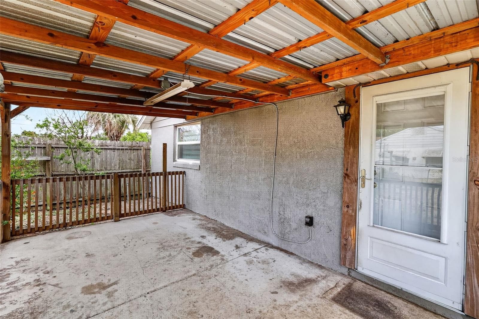 Single Family Residence at 1111 DORA AVE, TAVARES, photo 25 of 34