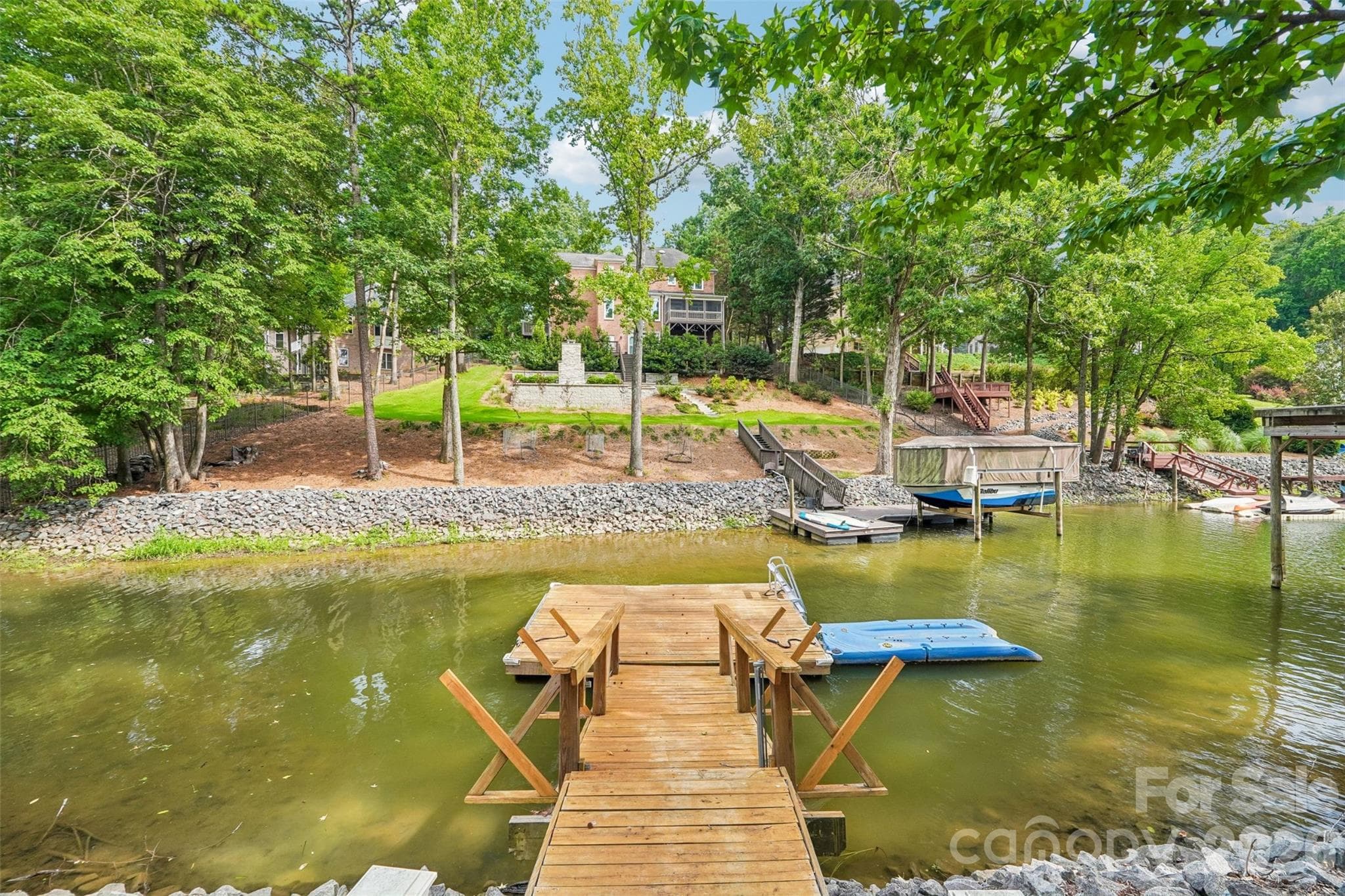 Single Family Residence at 7022 Chelsea Day Lane, Fort Mill, photo 15 of 40