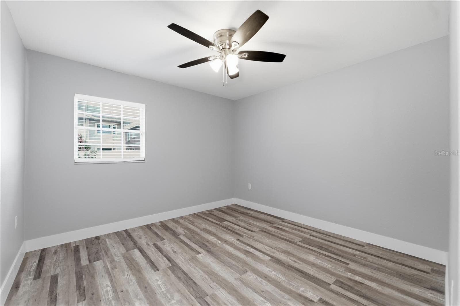 Single Family Residence at 2607 W CREST AVE, TAMPA, photo 15 of 48