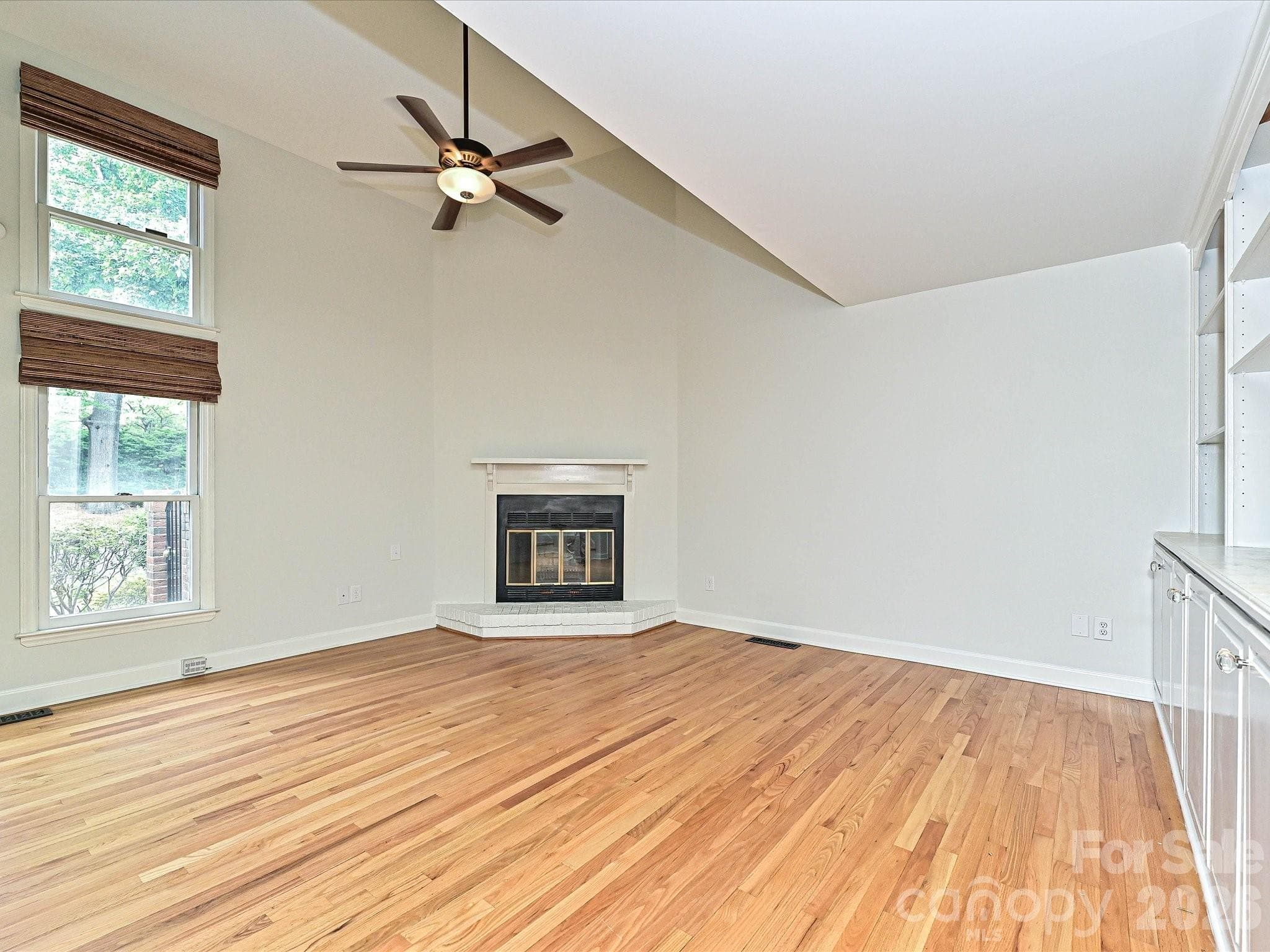 Condominium at 801 Lexington Avenue, Charlotte, photo 3 of 29