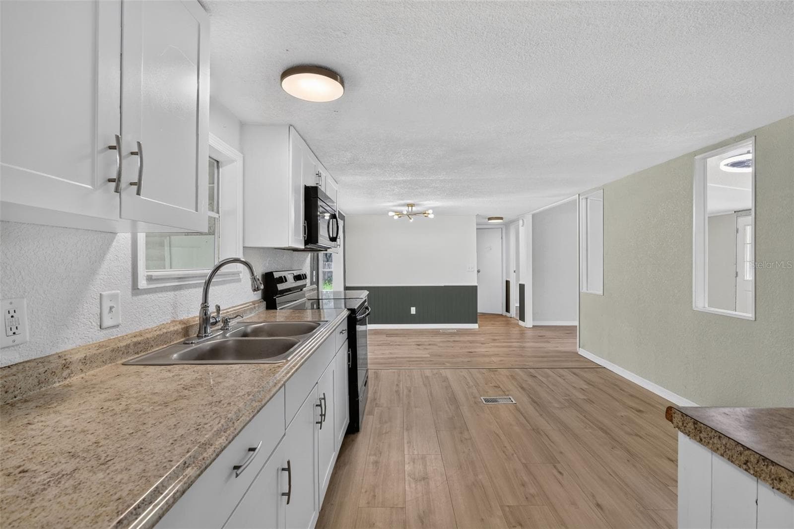 Manufactured Home at 2535 SE 172ND ST, SUMMERFIELD, photo 19 of 44