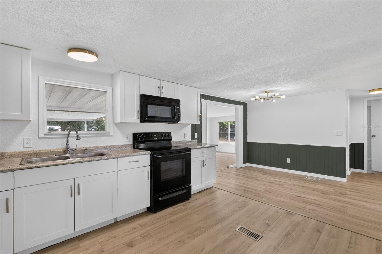 Manufactured Home at 2535 SE 172ND ST, SUMMERFIELD, photo 20 of 44