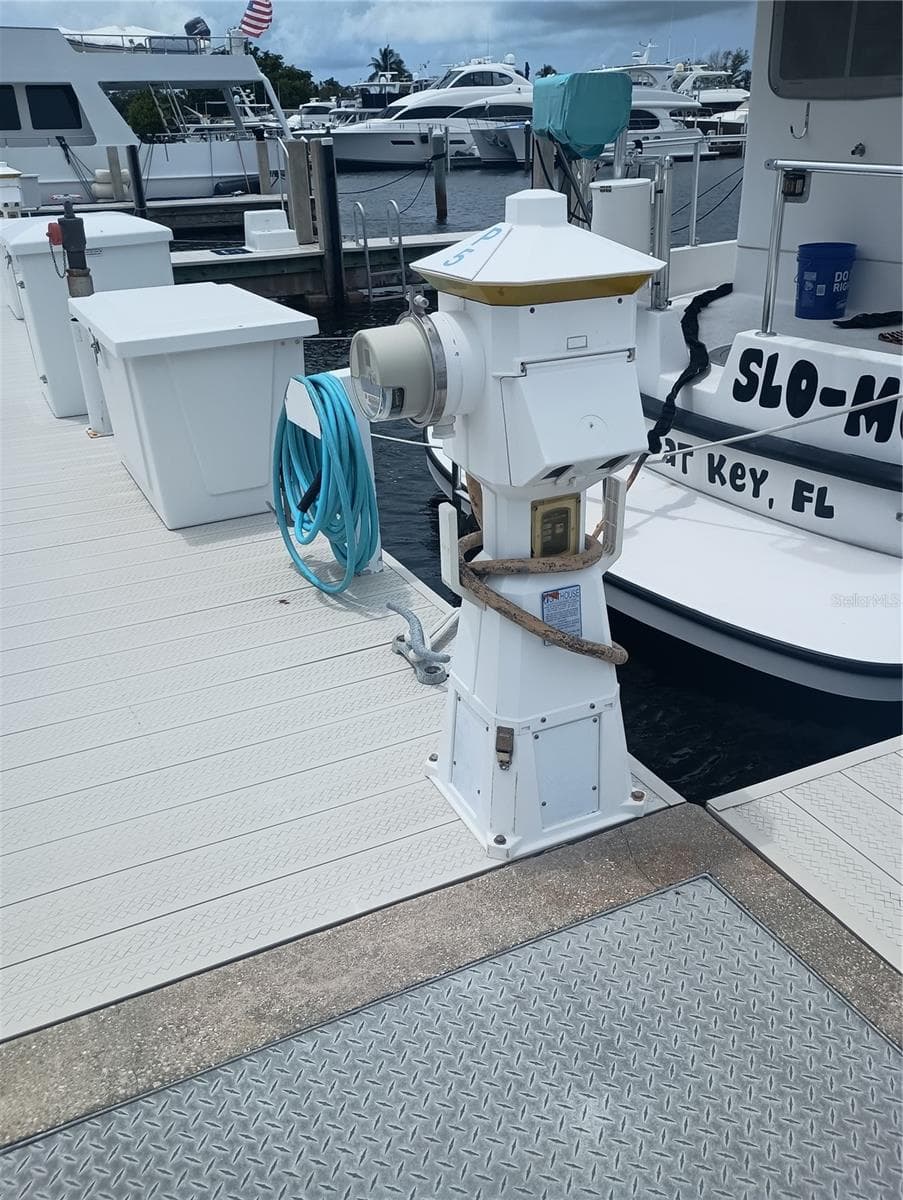 Water and Pedastal - 2600 HARBOURSIDE DR #P-05, LONGBOAT KEY