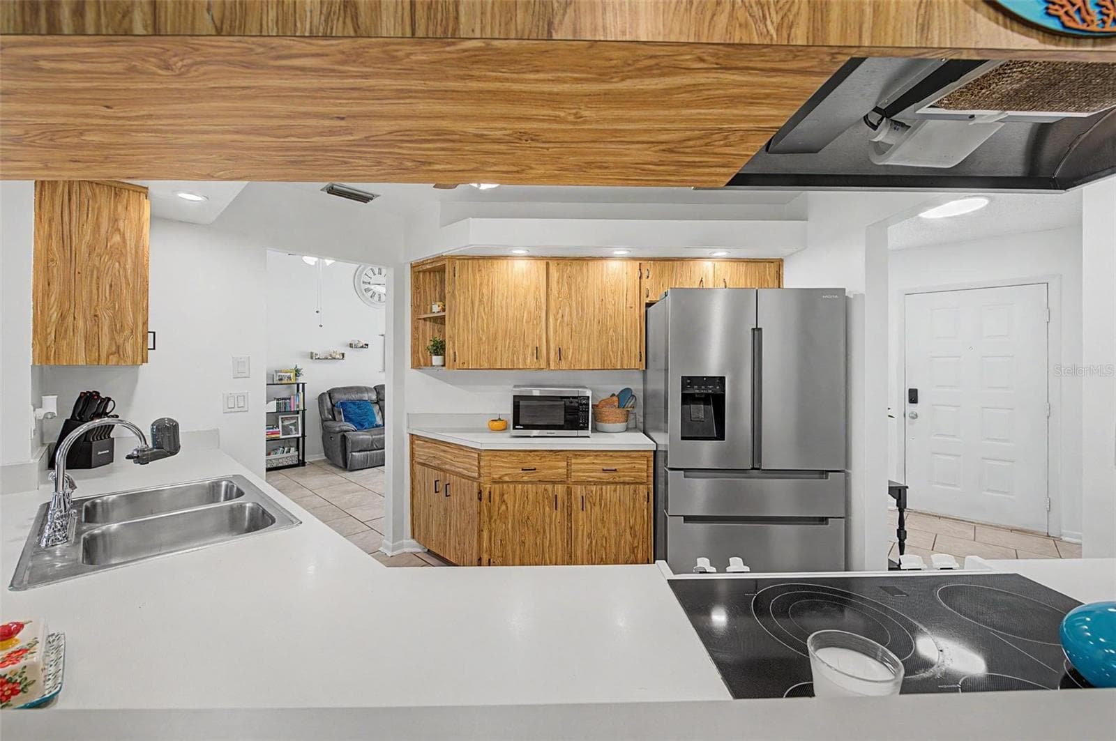 Single Family Residence at 2028 NOBLETON AVE, SPRING HILL, photo 15 of 44