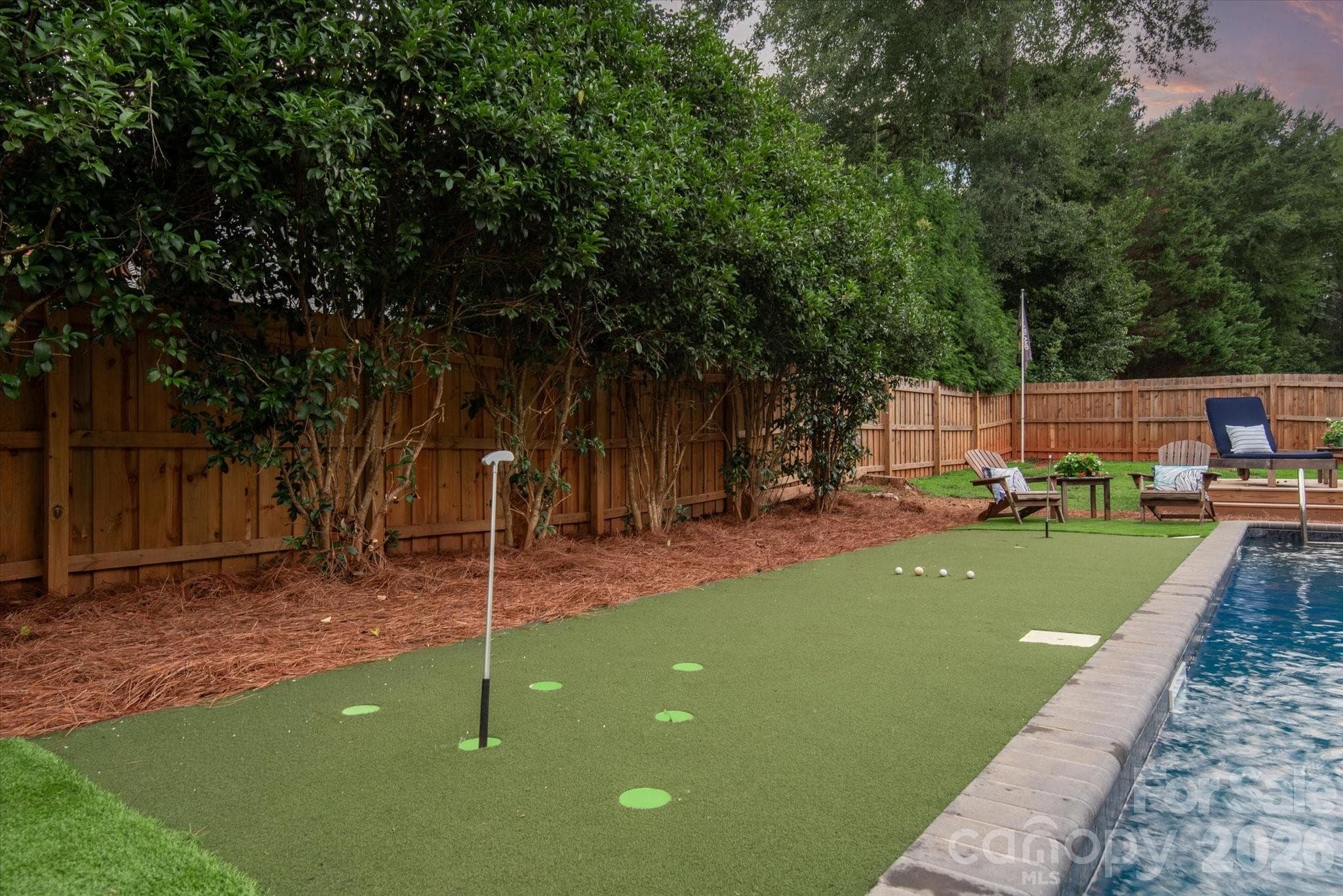 Putting green in the evening - 1235 Old Coach Lane, Rock Hill