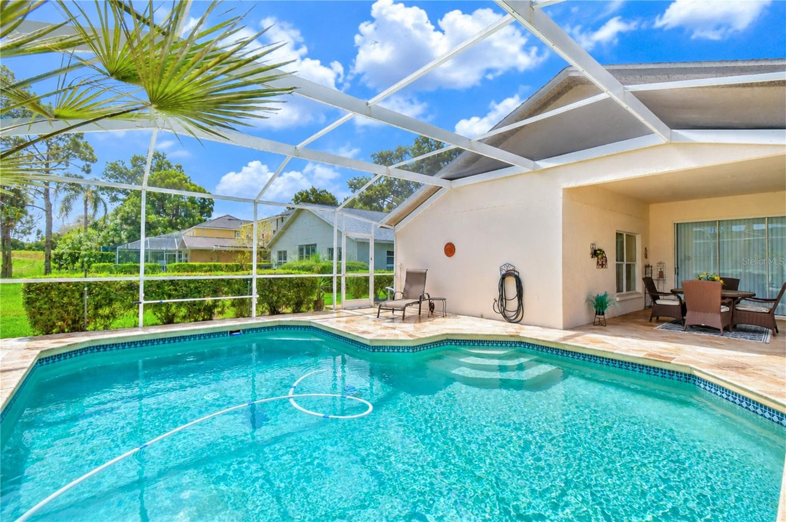 Sparkling pool - 5602 ROCKFIELD LOOP, VALRICO