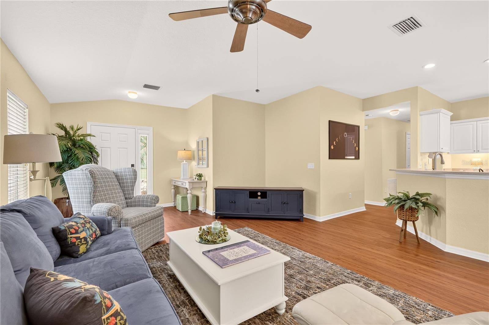 Single Family Residence at 13088 SE 86TH CIR, SUMMERFIELD, photo 7 of 27