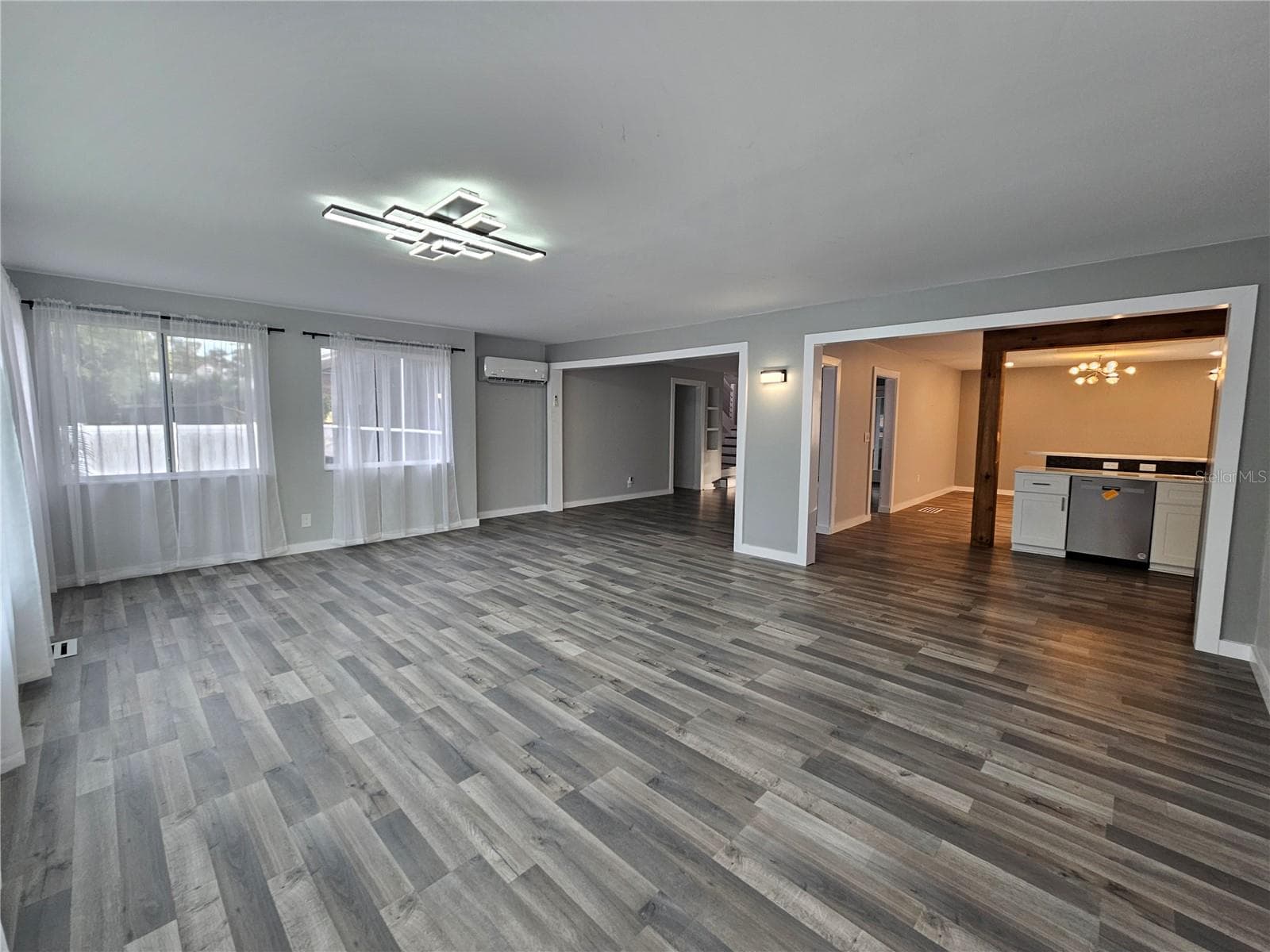 Single Family Residence at 2321 INGRAM AVE, SARASOTA, photo 6 of 32
