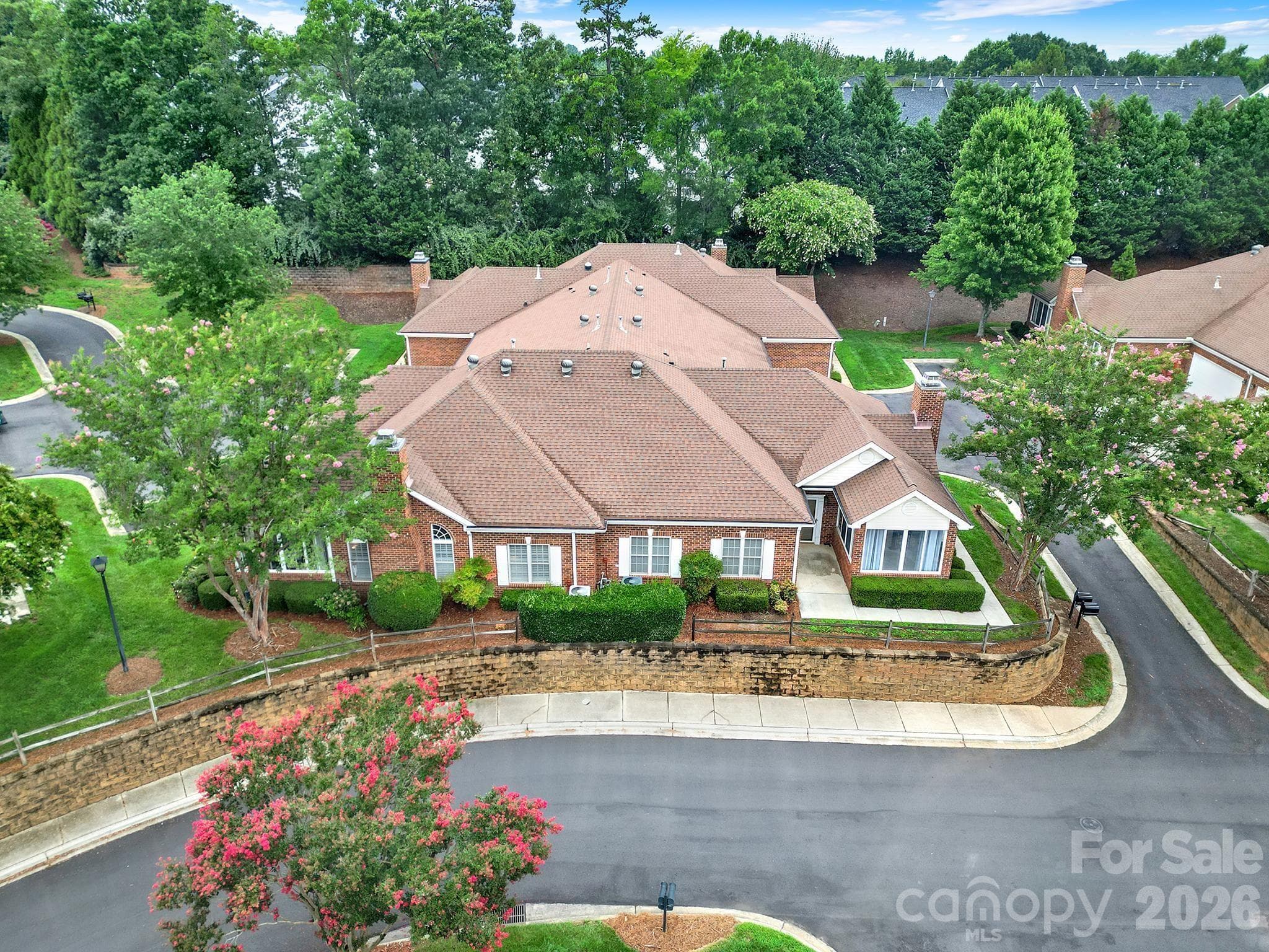 Condominium at 8368 Windsor Ridge Drive, Charlotte, photo 29 of 34