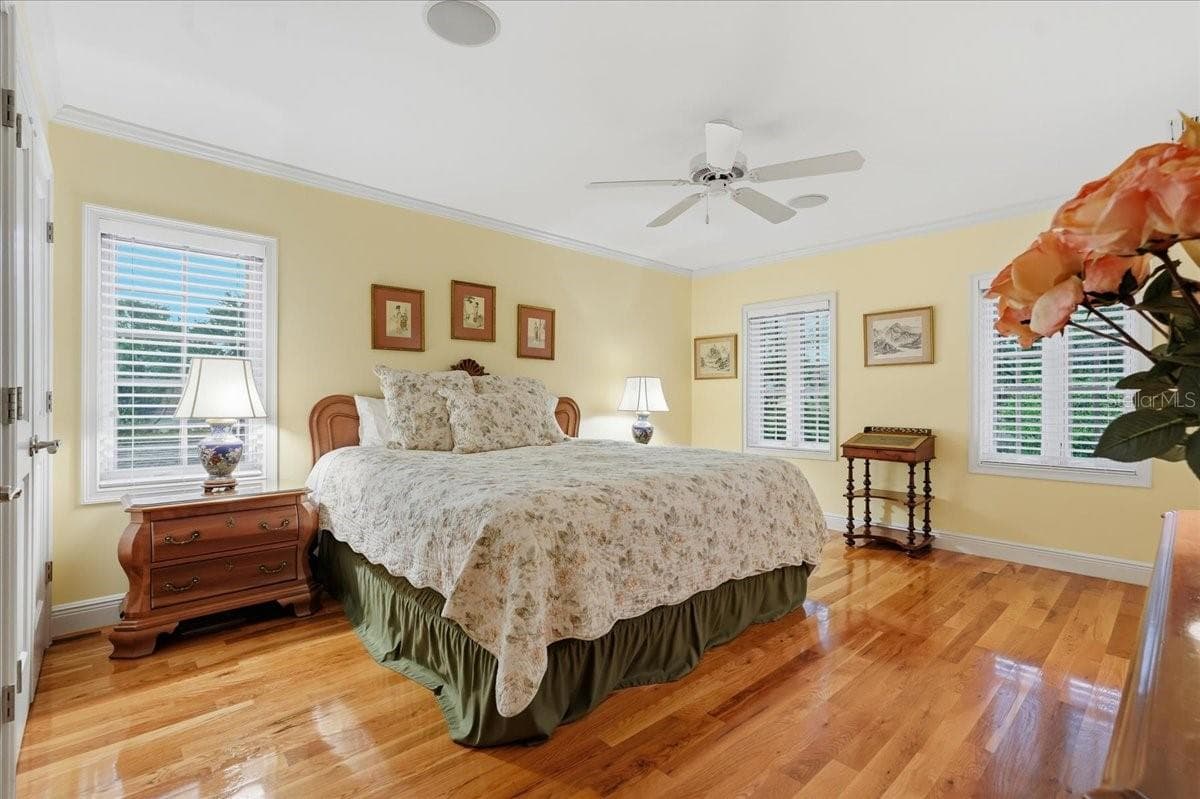 Single Family Residence at 89 MARTINIQUE AVE, TAMPA, photo 25 of 42
