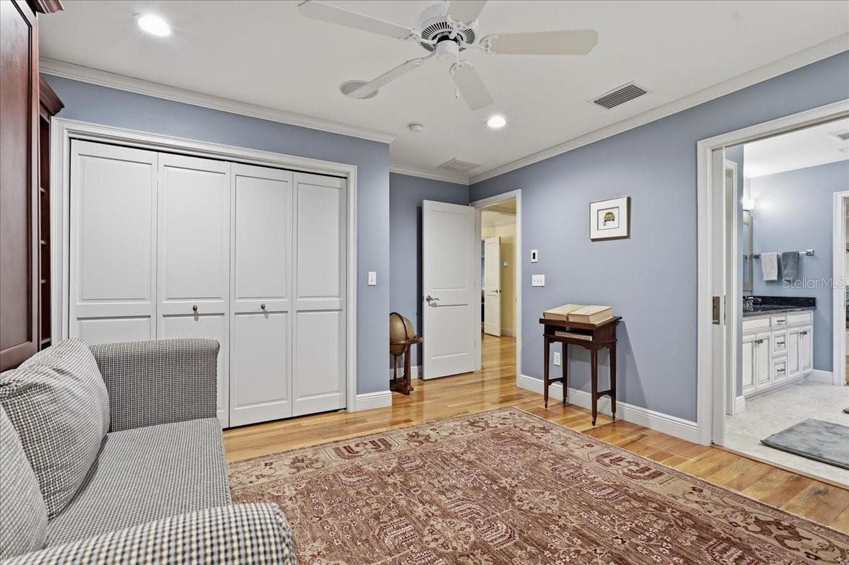 Single Family Residence at 89 MARTINIQUE AVE, TAMPA, photo 29 of 42