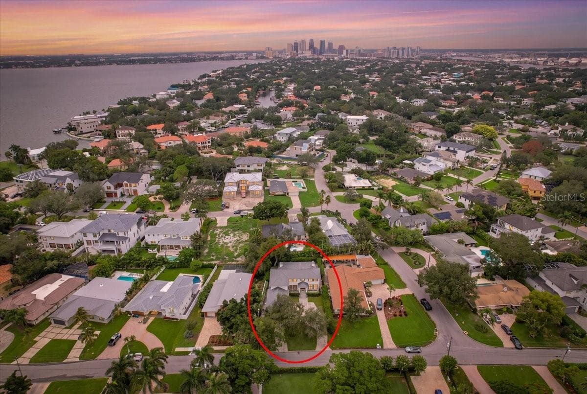 Single Family Residence at 89 MARTINIQUE AVE, TAMPA, photo 42 of 42