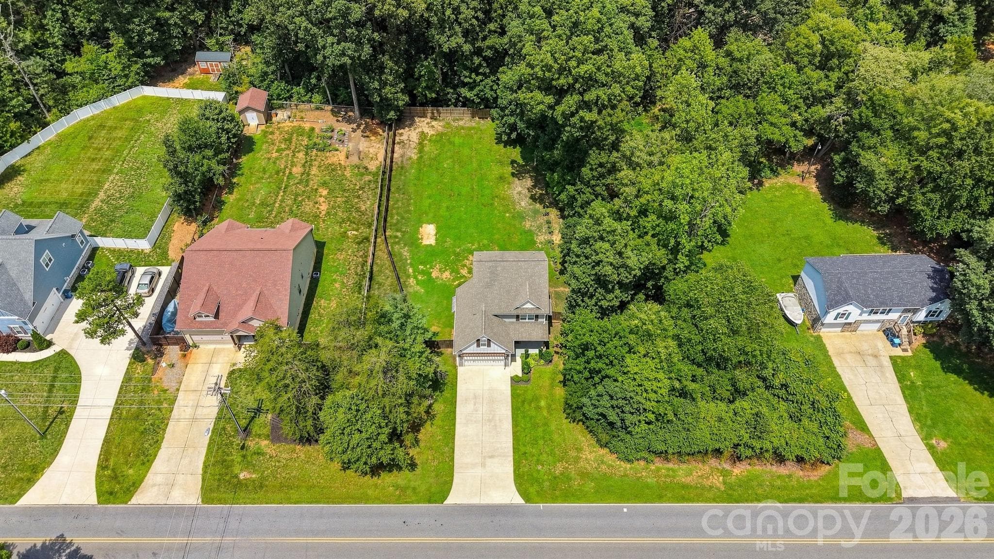 Single Family Residence at 5810 Dwayne Starnes Drive, Hickory, photo 40 of 42