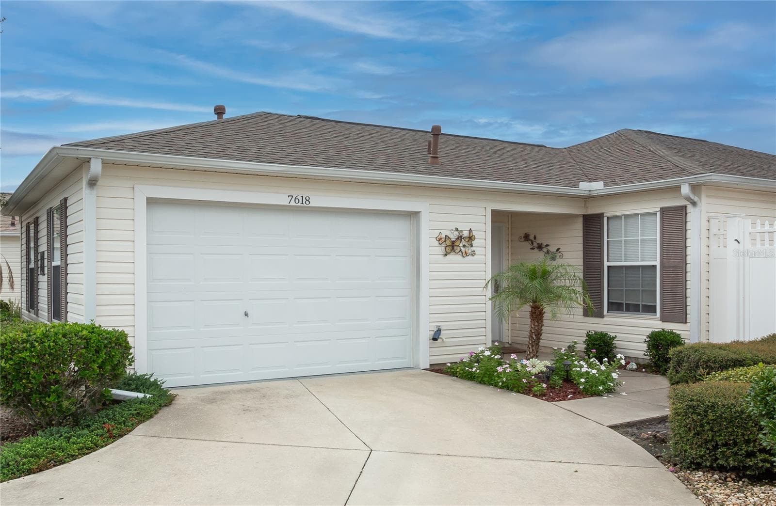 Villa at 7618 SE 171ST SUN VALLEY PL, THE VILLAGES, photo 2 of 46