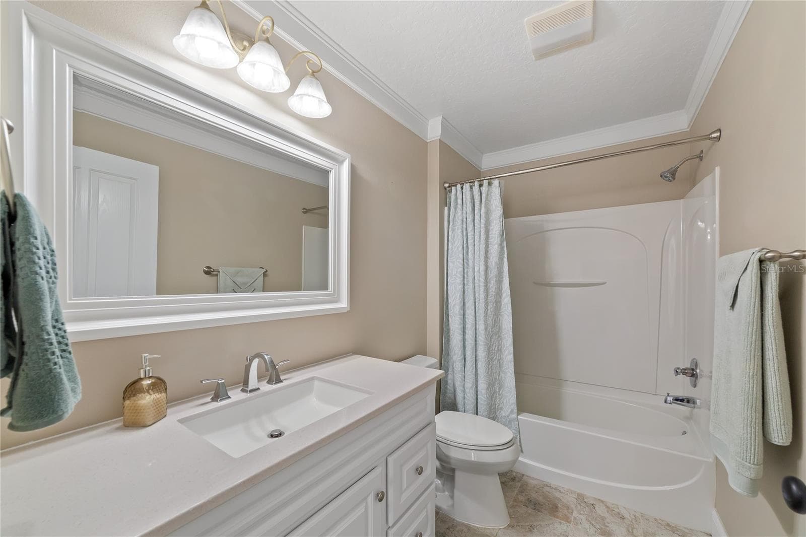 Villa at 7618 SE 171ST SUN VALLEY PL, THE VILLAGES, photo 25 of 46