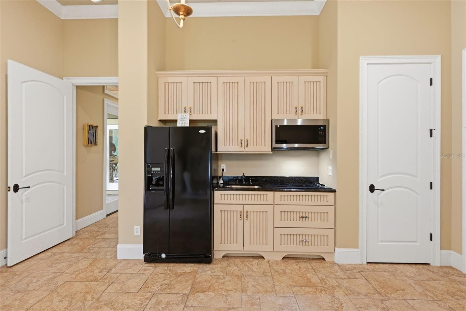 In-Law One bedroom Suite with kitchenette - 9679 WESTOVER ROBERTS RD, WINDERMERE