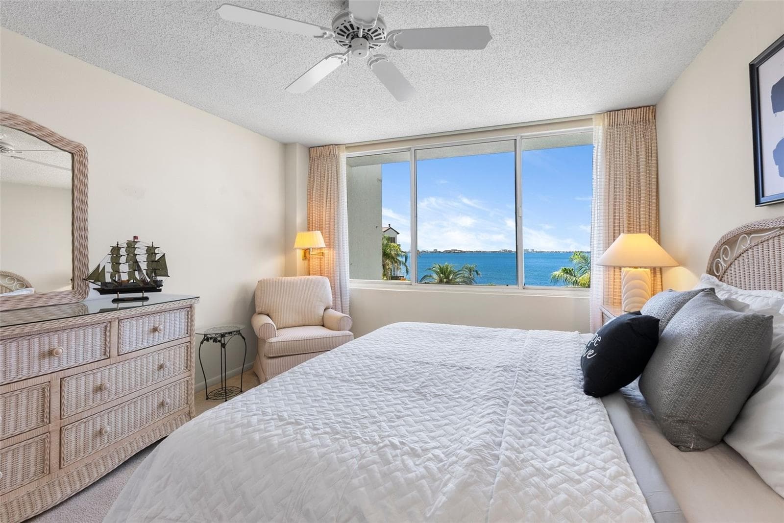 Condominium at 5155 ISLA KEY BLVD S #304, ST PETERSBURG, photo 10 of 25