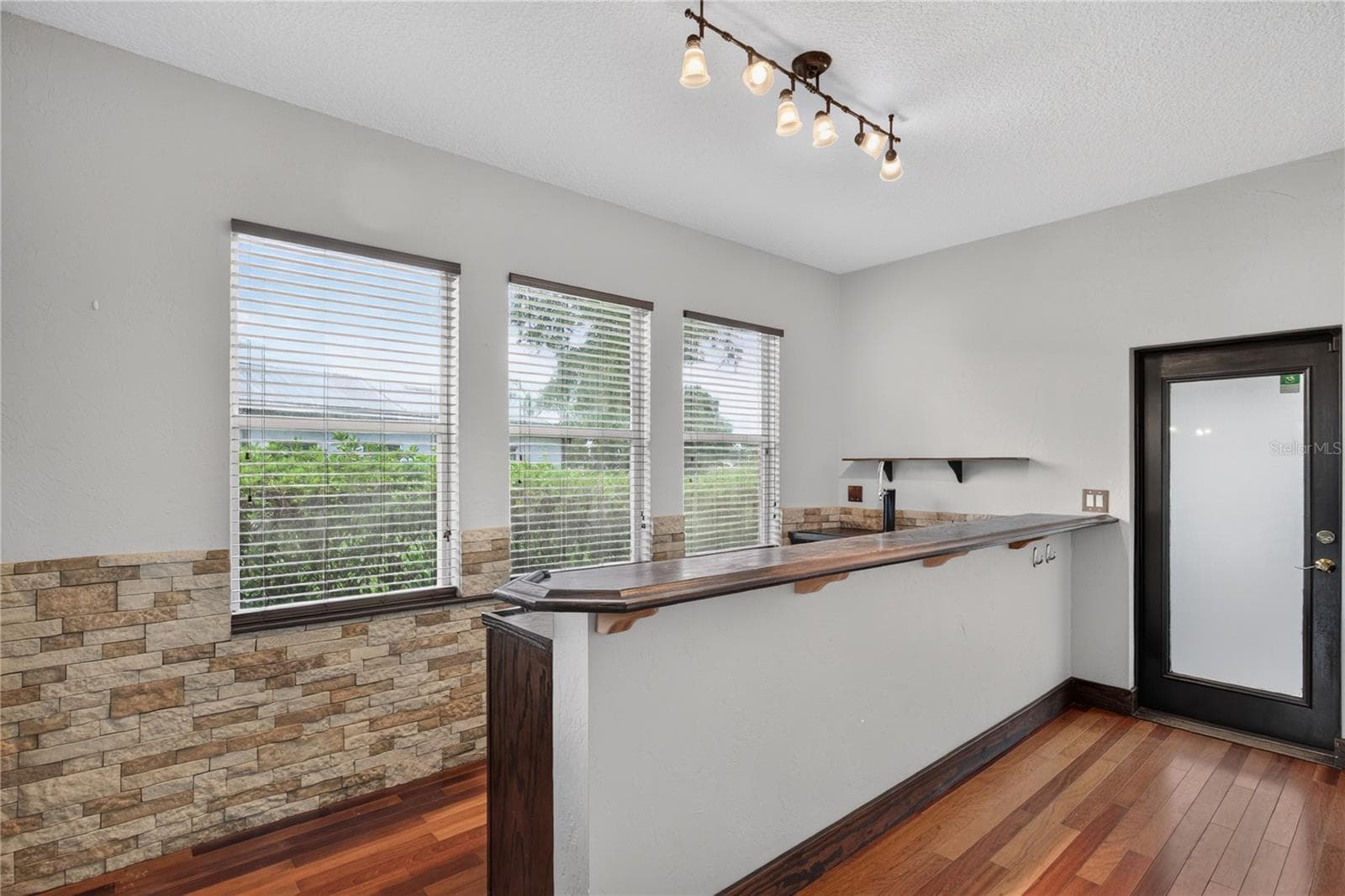Single Family Residence at 7314 SPRING MOUNTAIN LN, YALAHA, photo 24 of 68