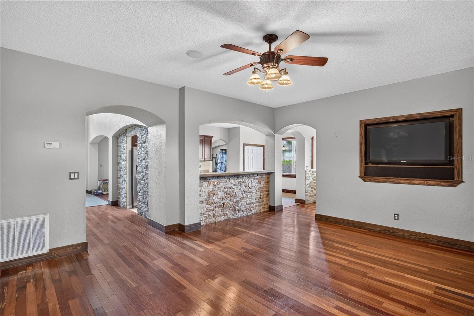 Single Family Residence at 7314 SPRING MOUNTAIN LN, YALAHA, photo 25 of 68