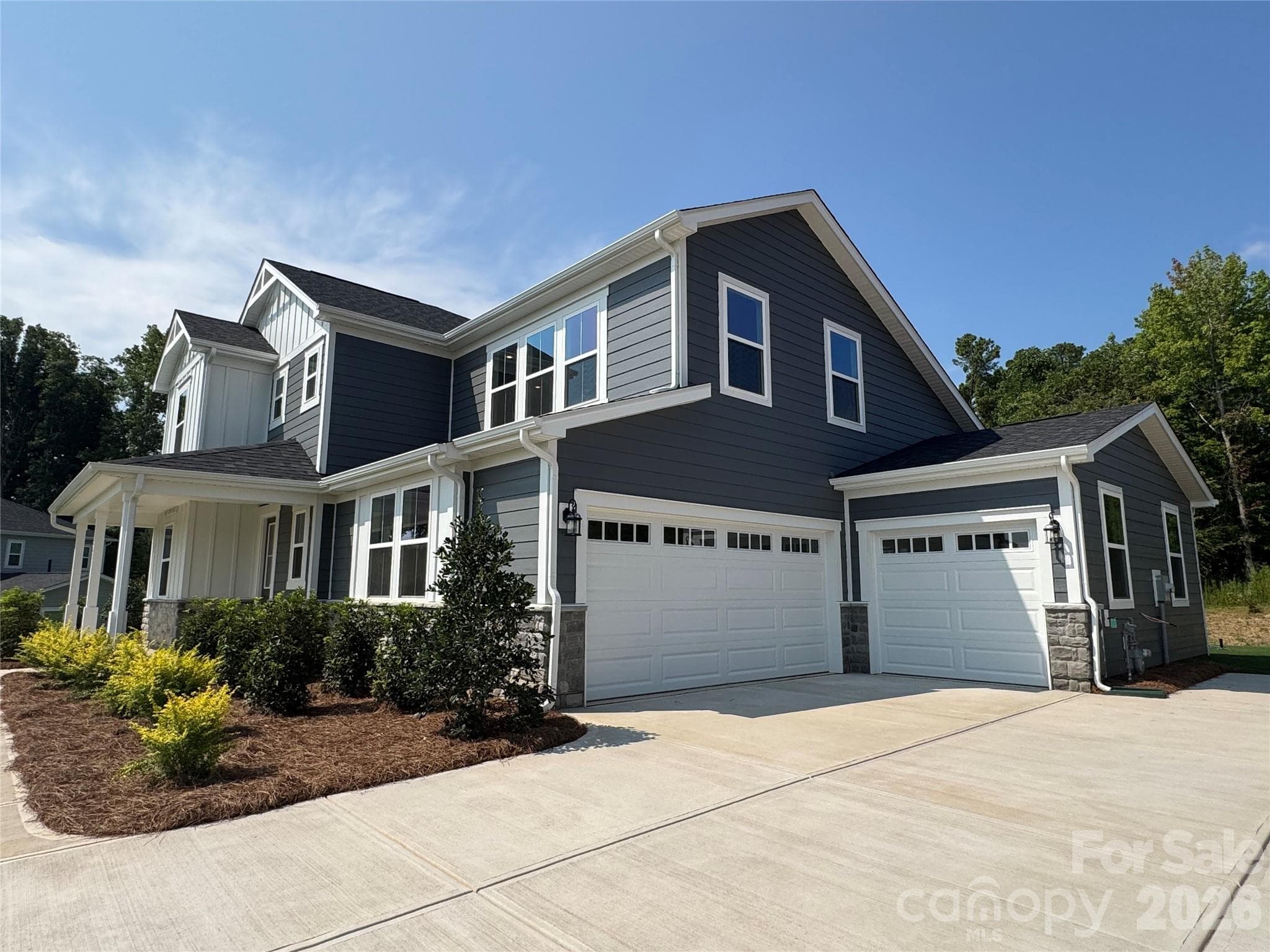 3-car Garage - Monroe