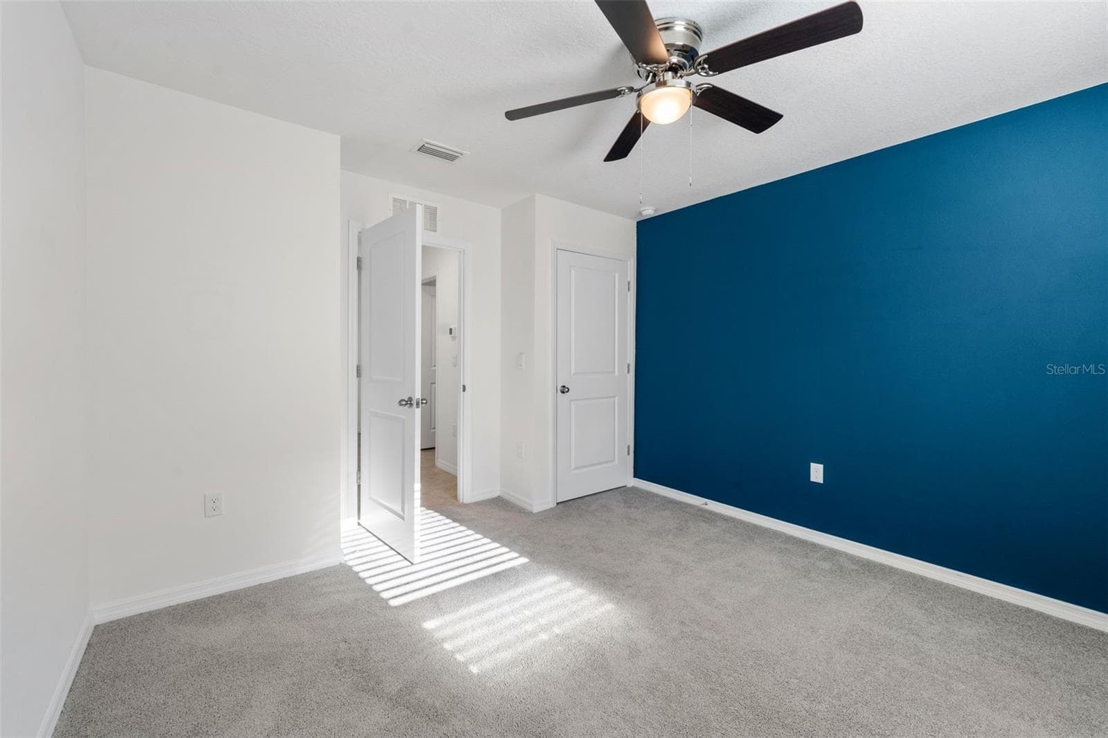 Single Family Residence at 24596 NW 23RD LN, NEWBERRY, photo 16 of 46